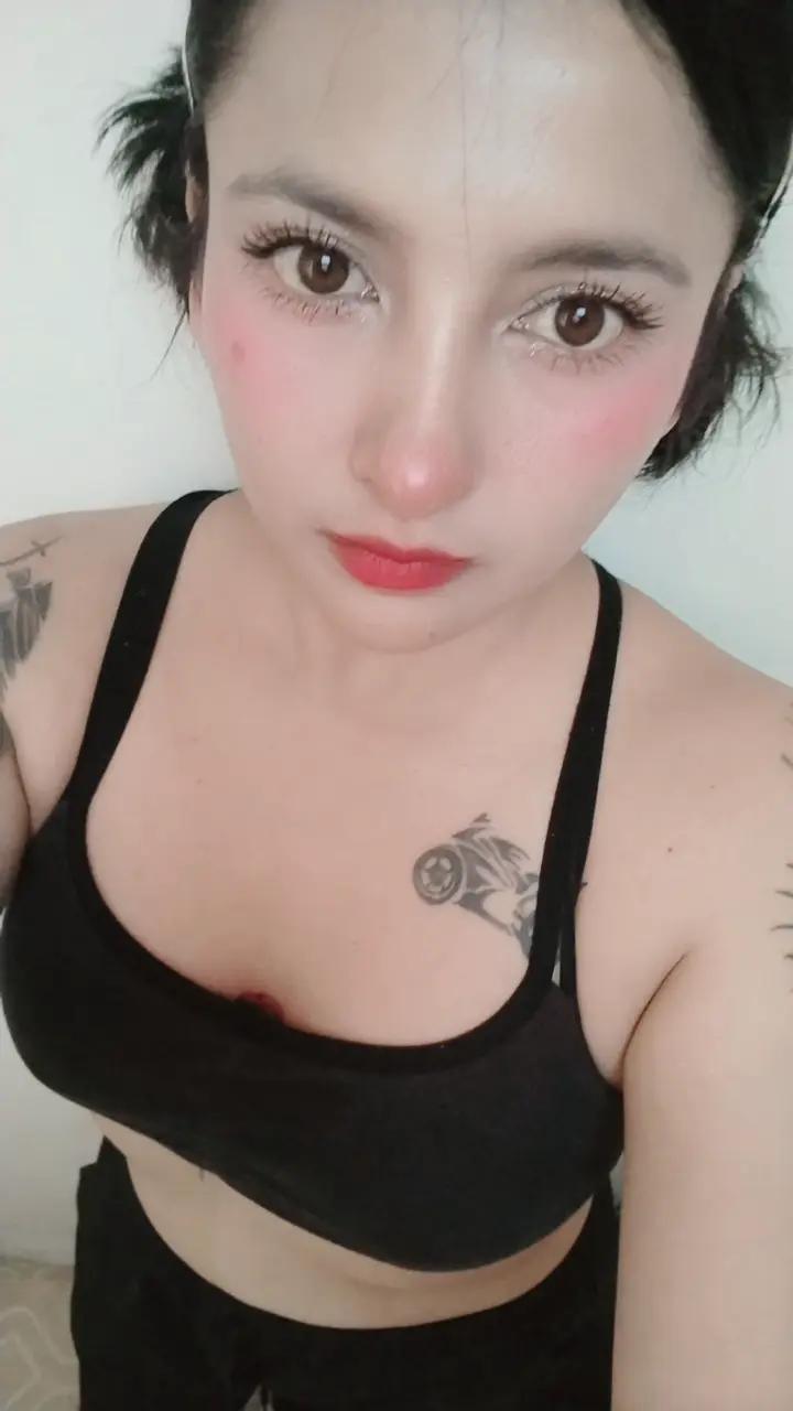 @Mía Morales