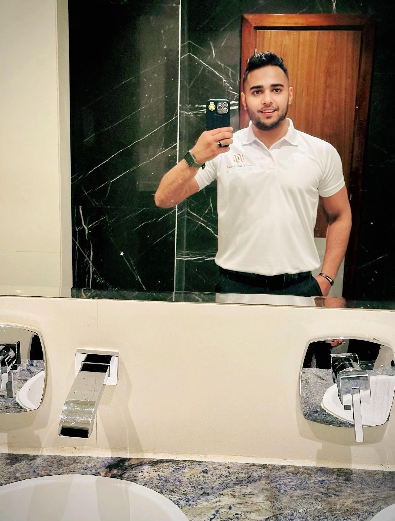 @It’s_____AJ🇦🇪