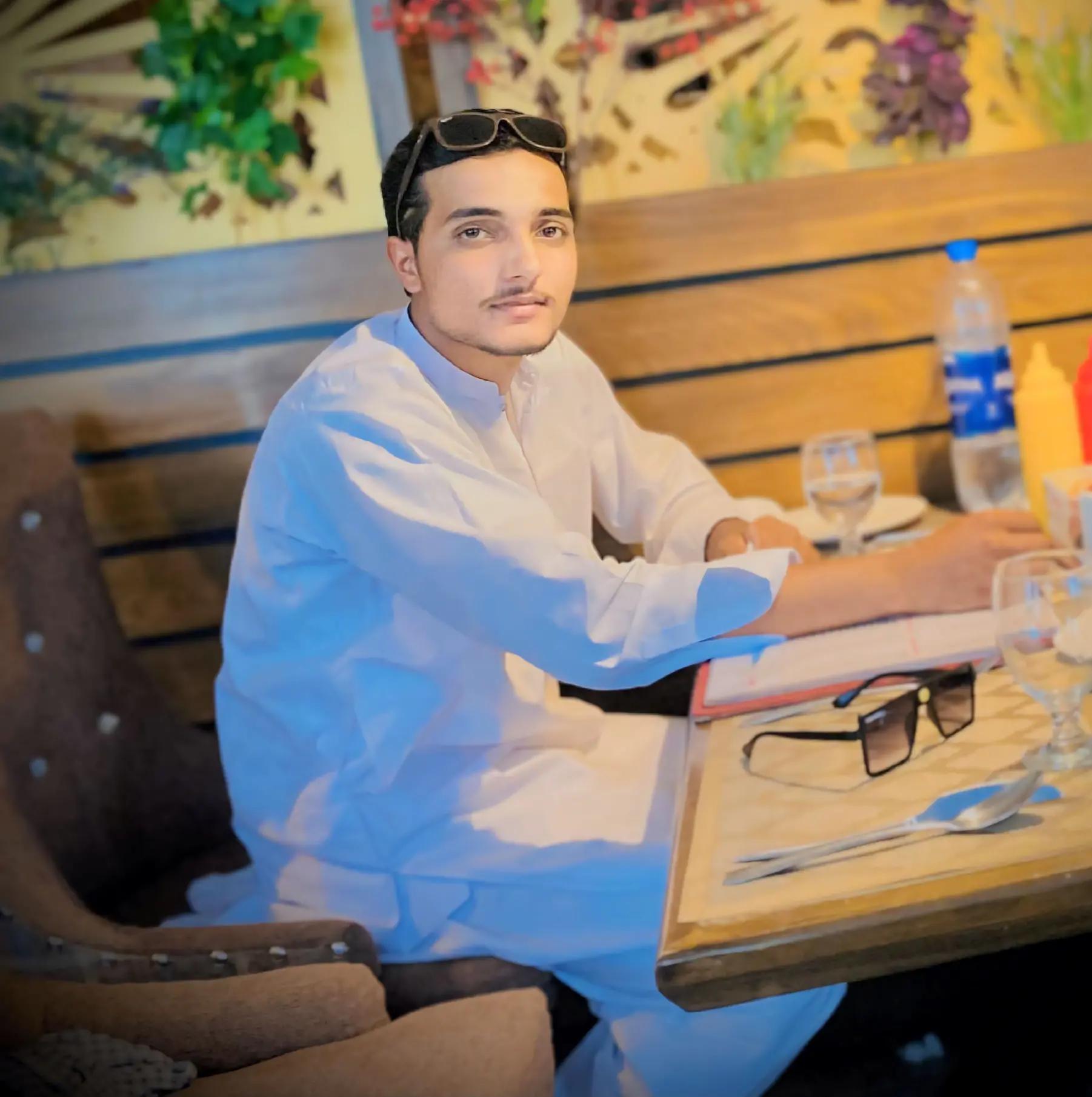 @Faraz gondal lakhia