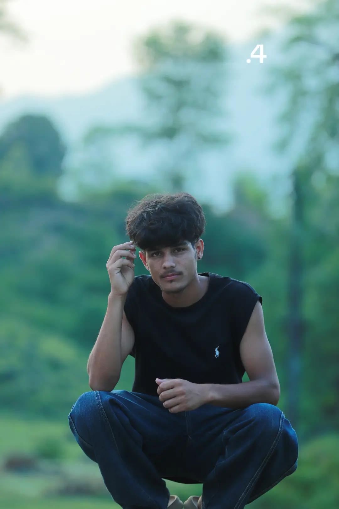 @Ãl éx bisty