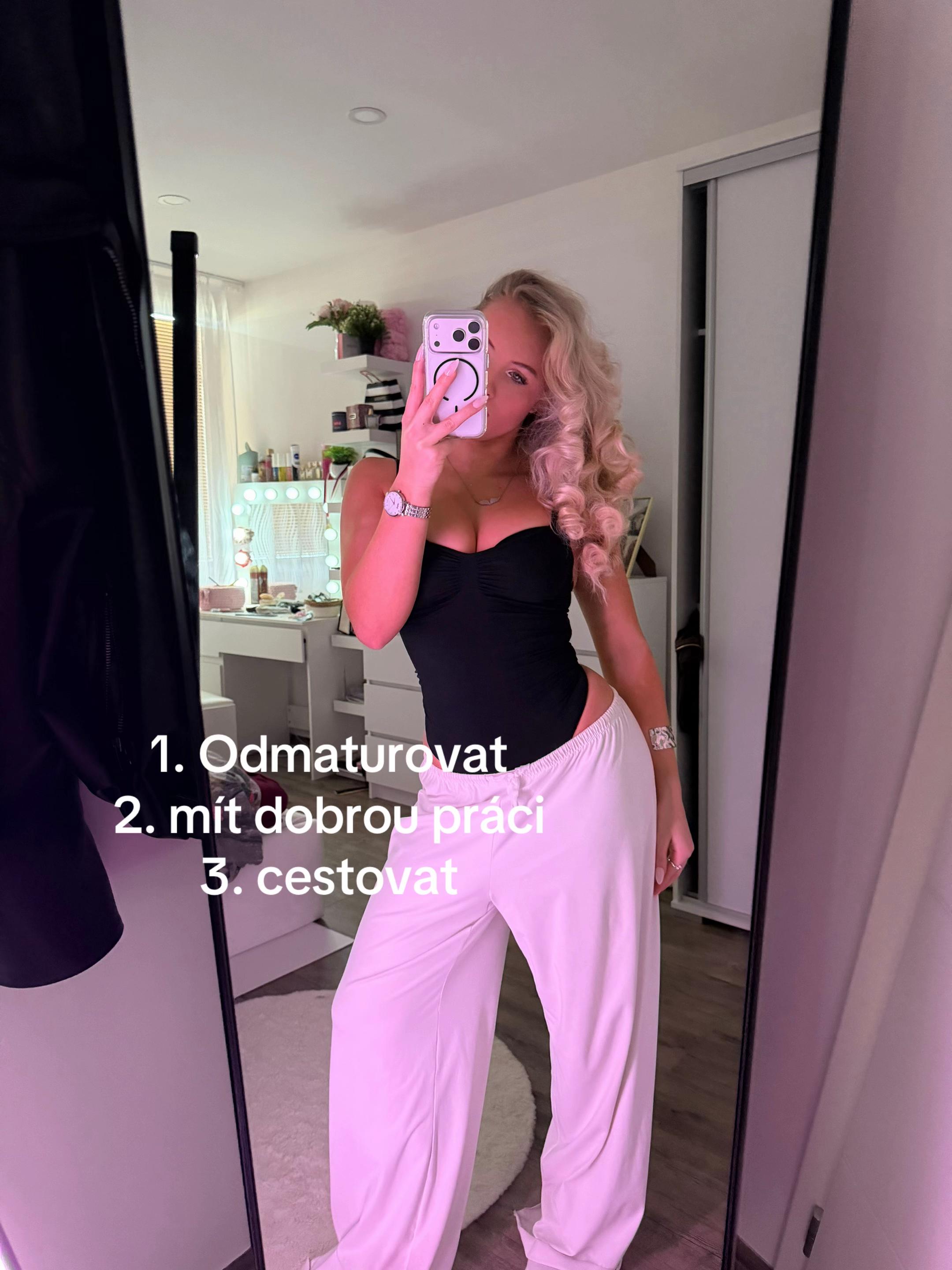 @Xoxo_tinu&scaron;⭐️🪽