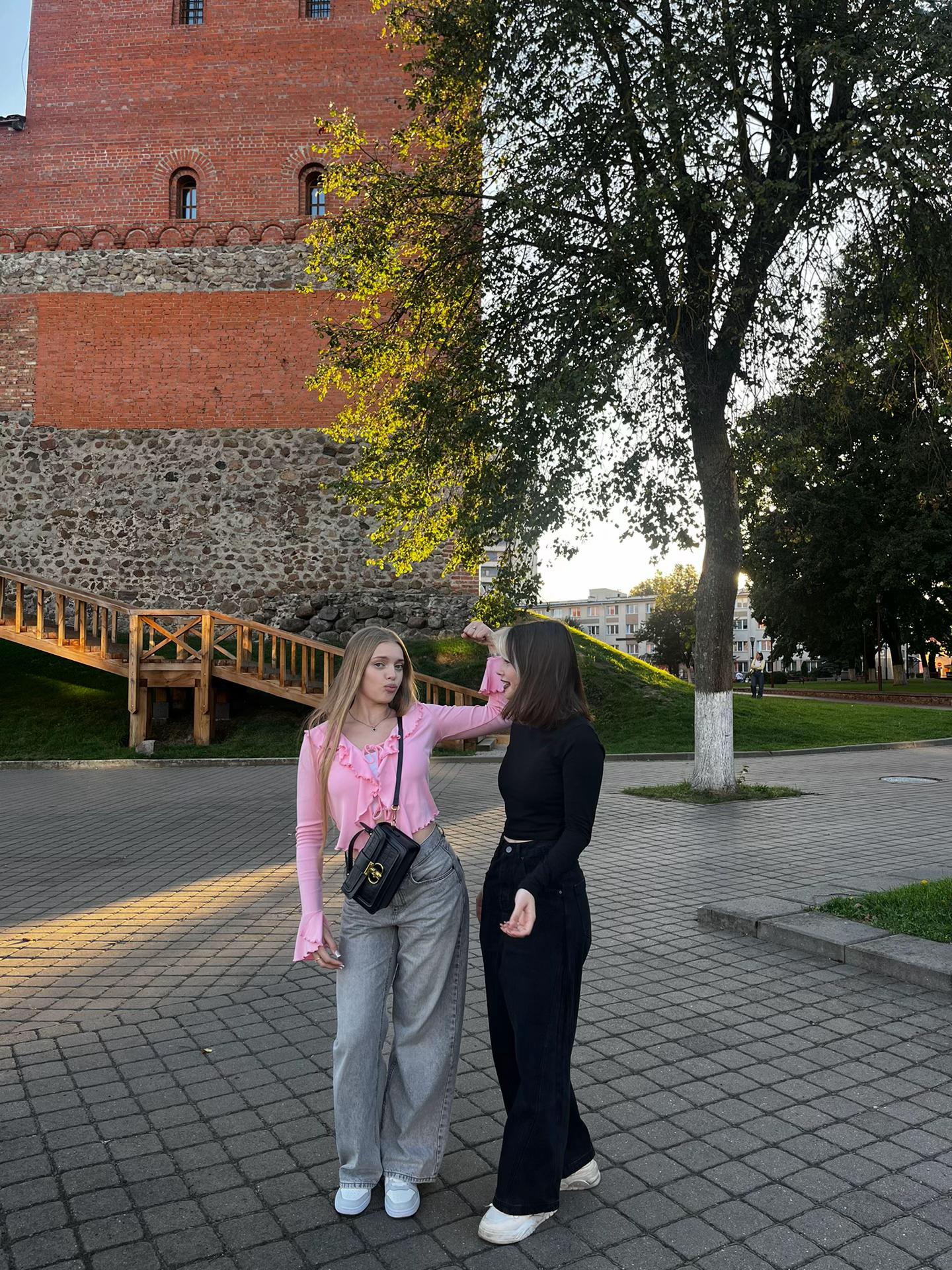 @настя
