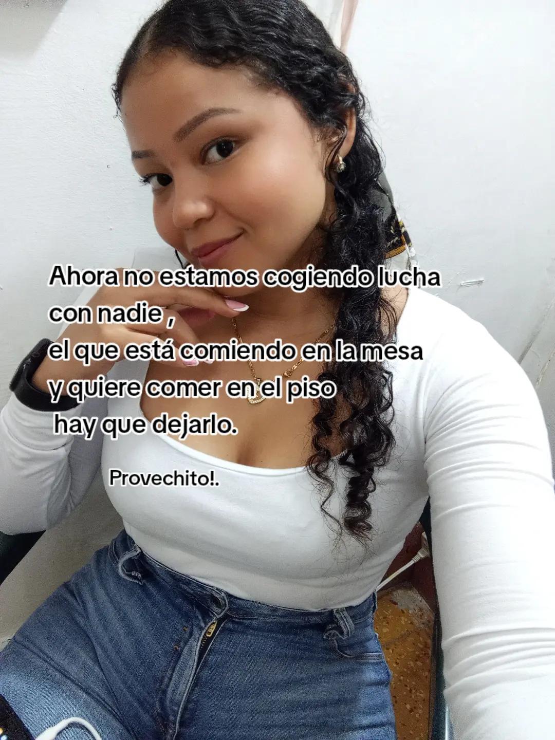 @🦋🖤 Vivi🖤🦋