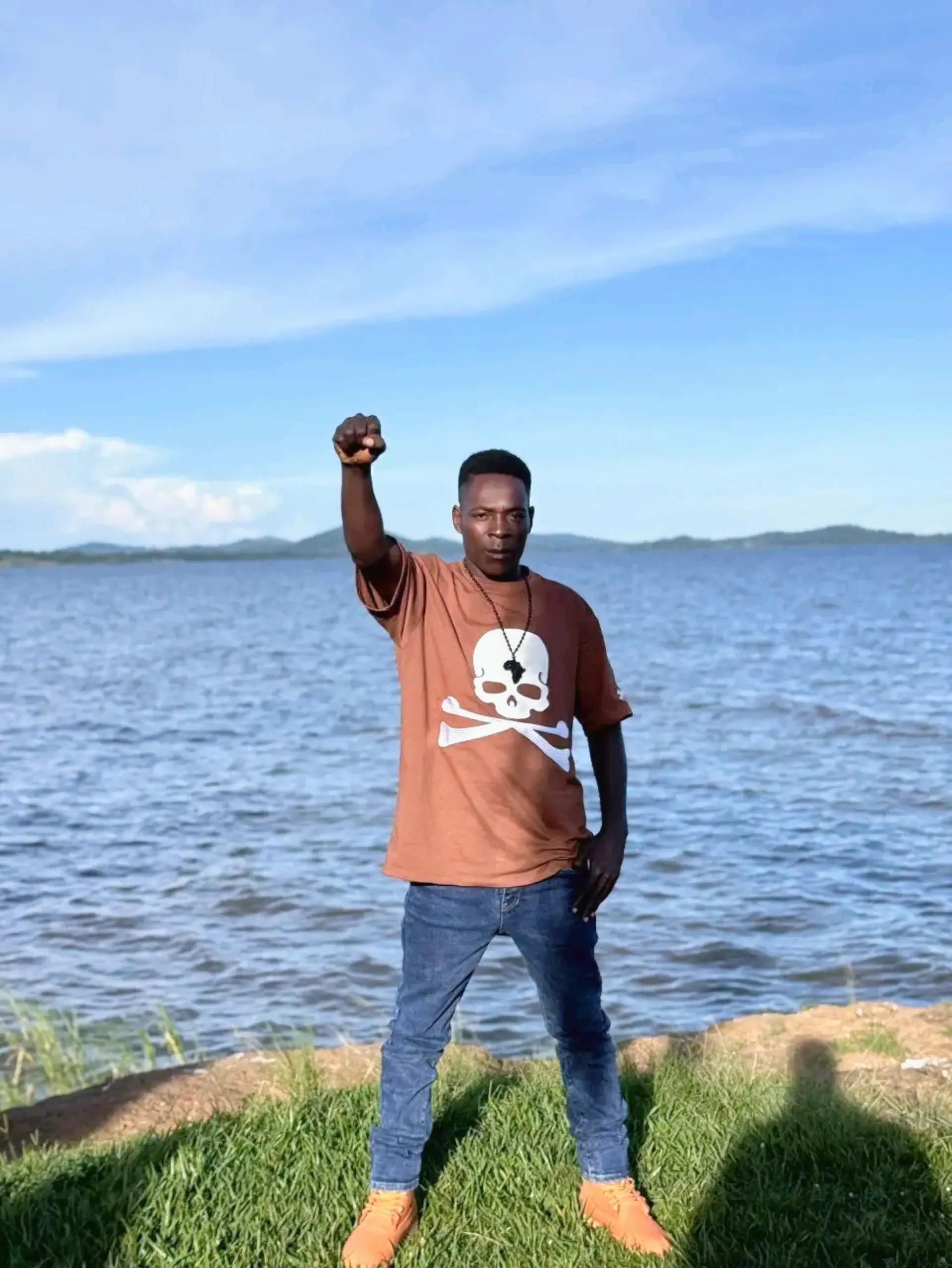 @PIUS WA BOBI COMMANDER OO4