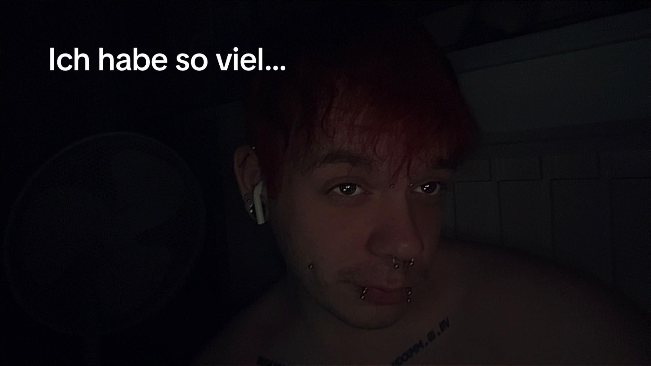 @LEON