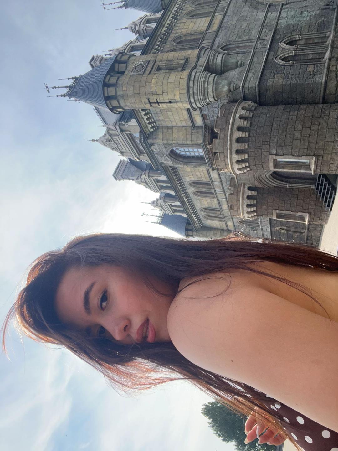@miiamoress