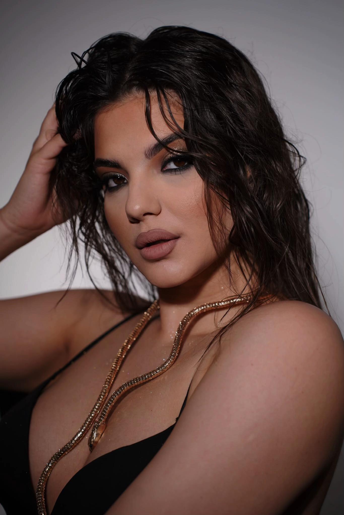 @Georgiana