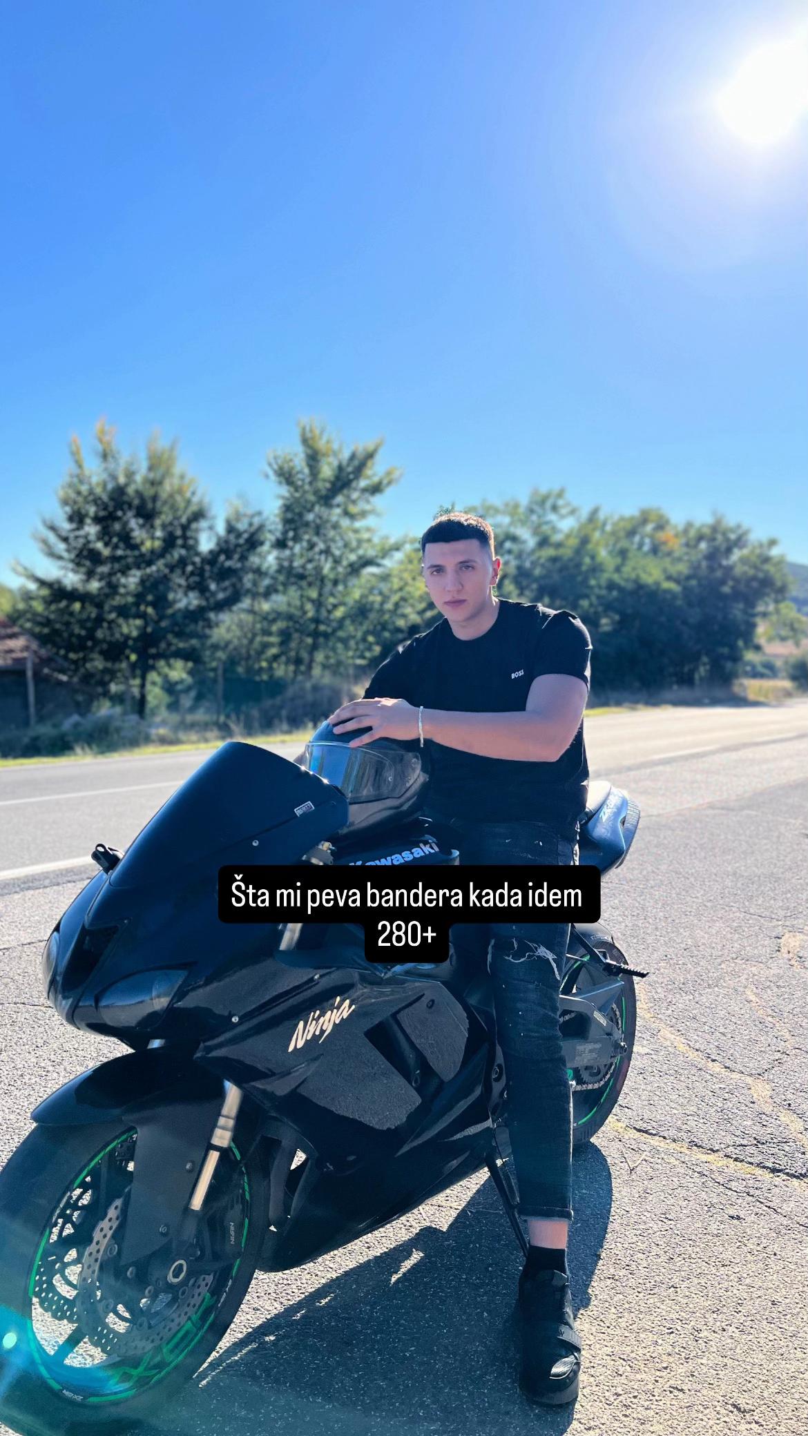 @K1cko