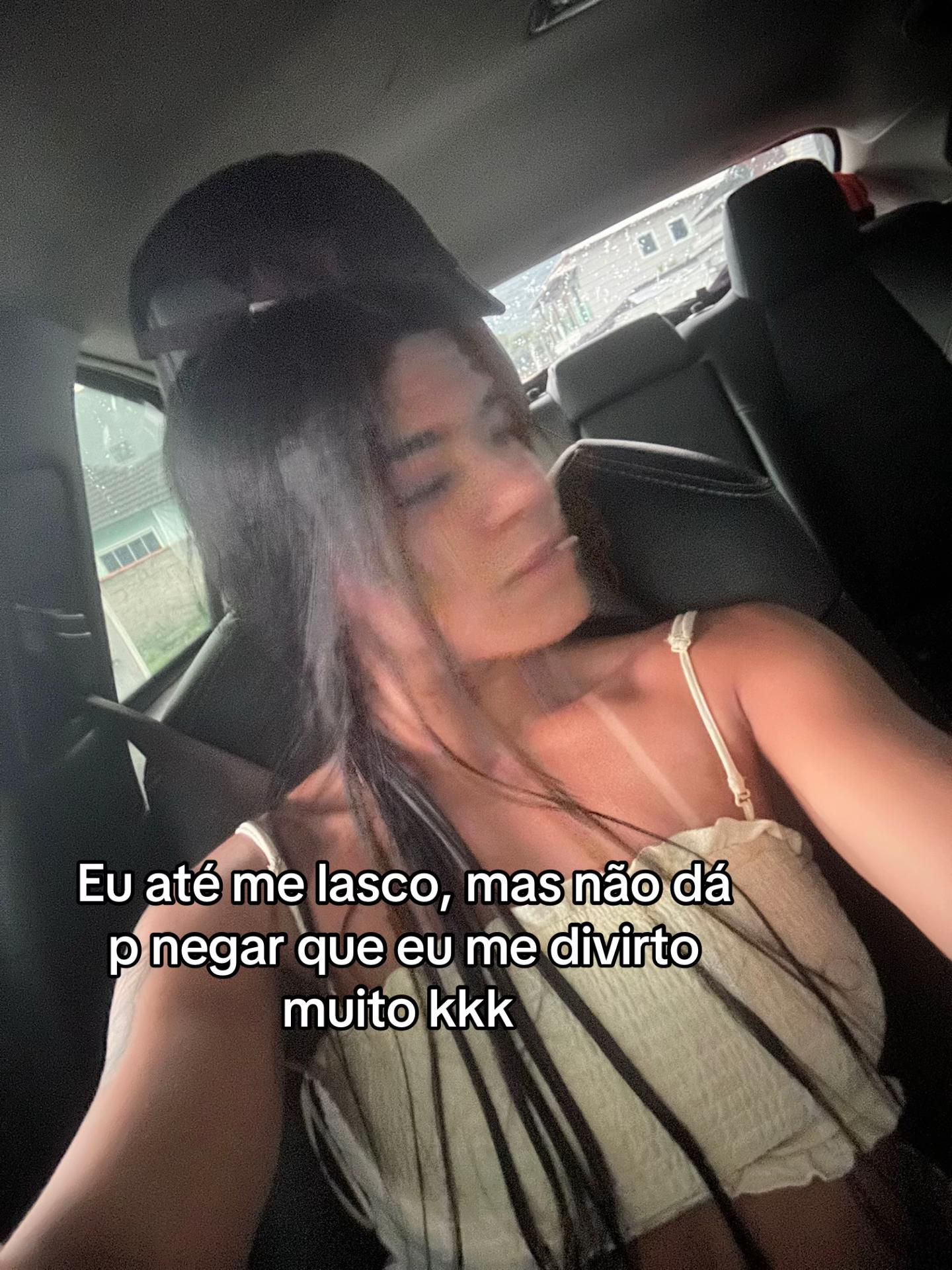 @Carolzinha🪬