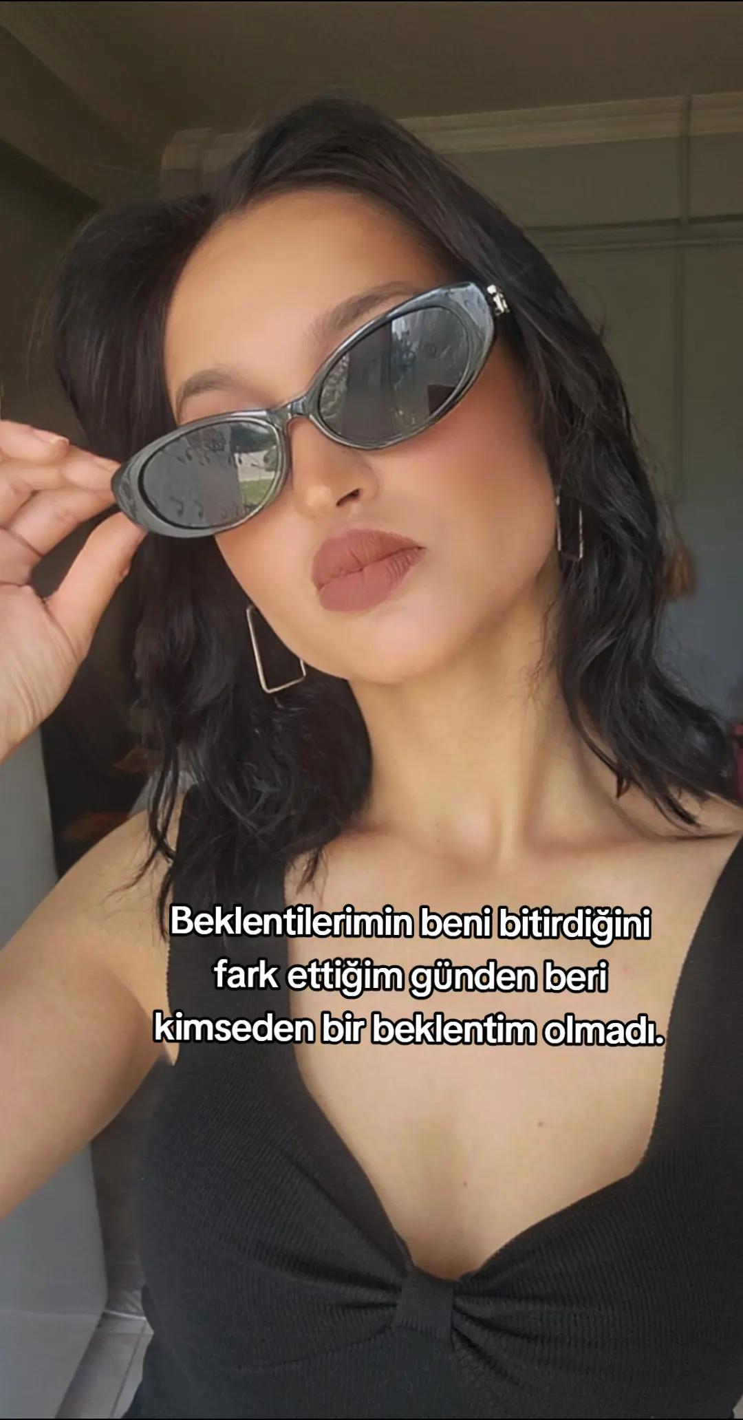 @K&uuml;braa