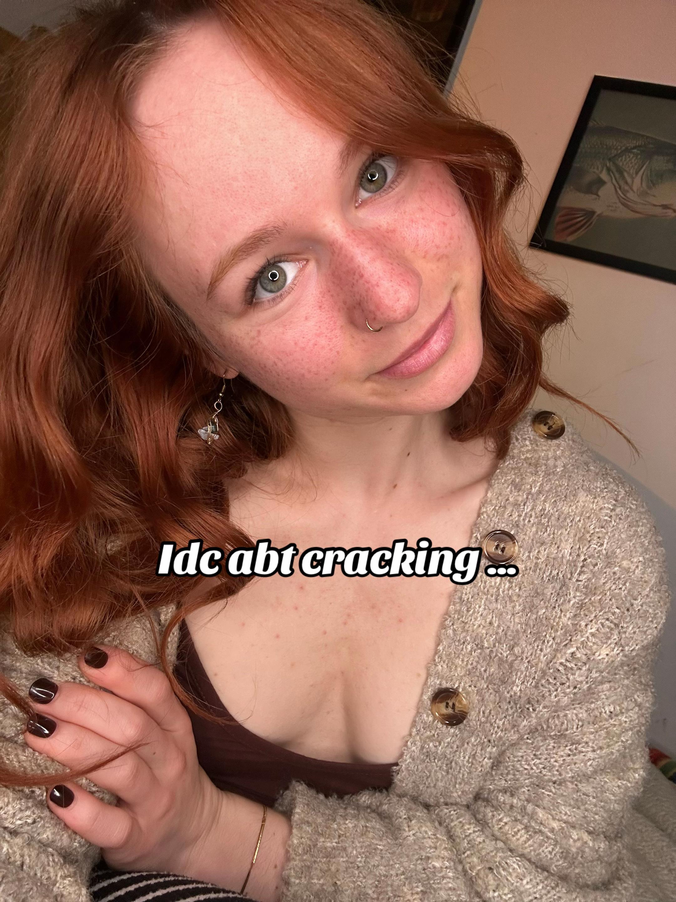 @Elliee