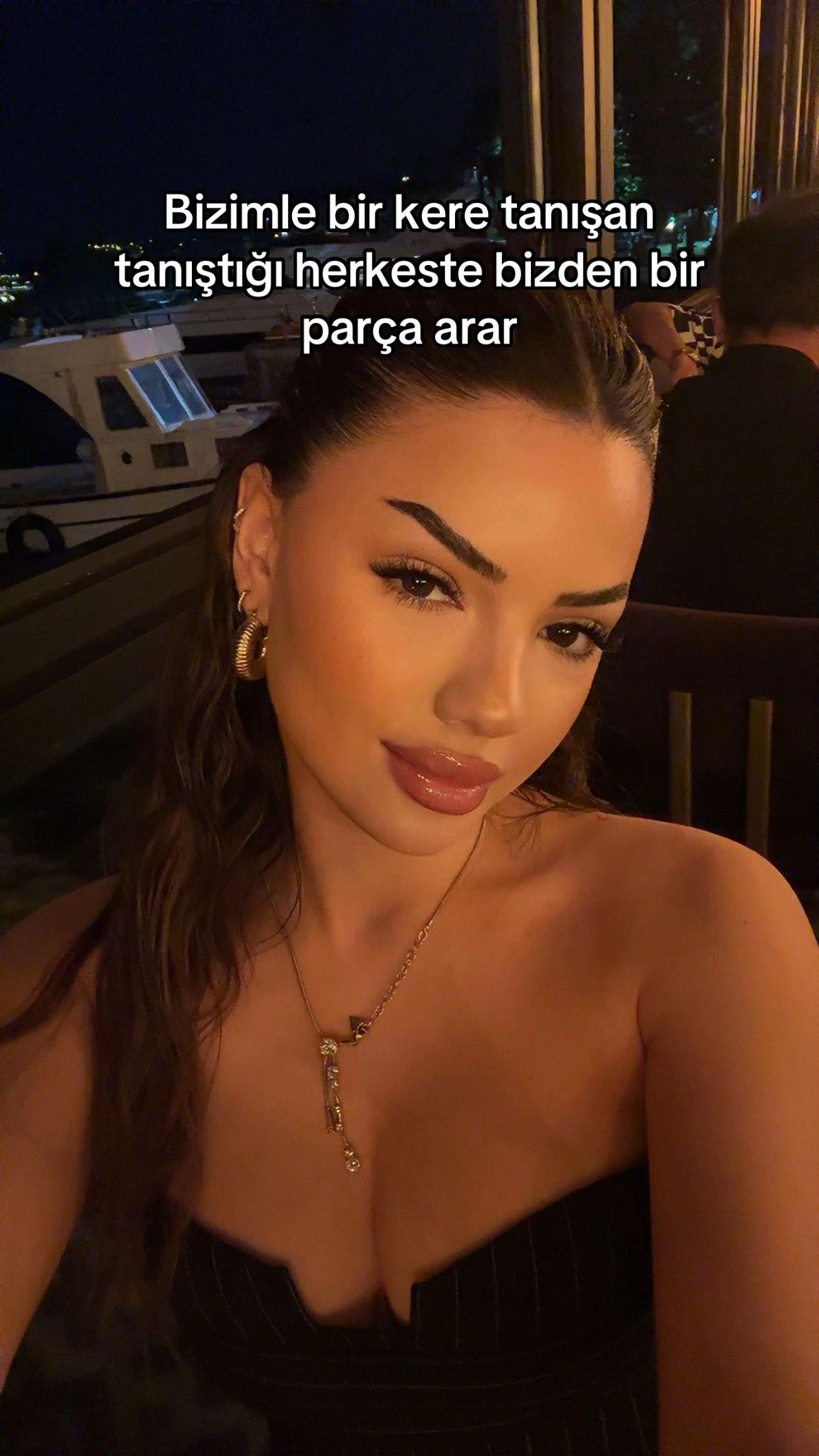 @𝐘𝐘