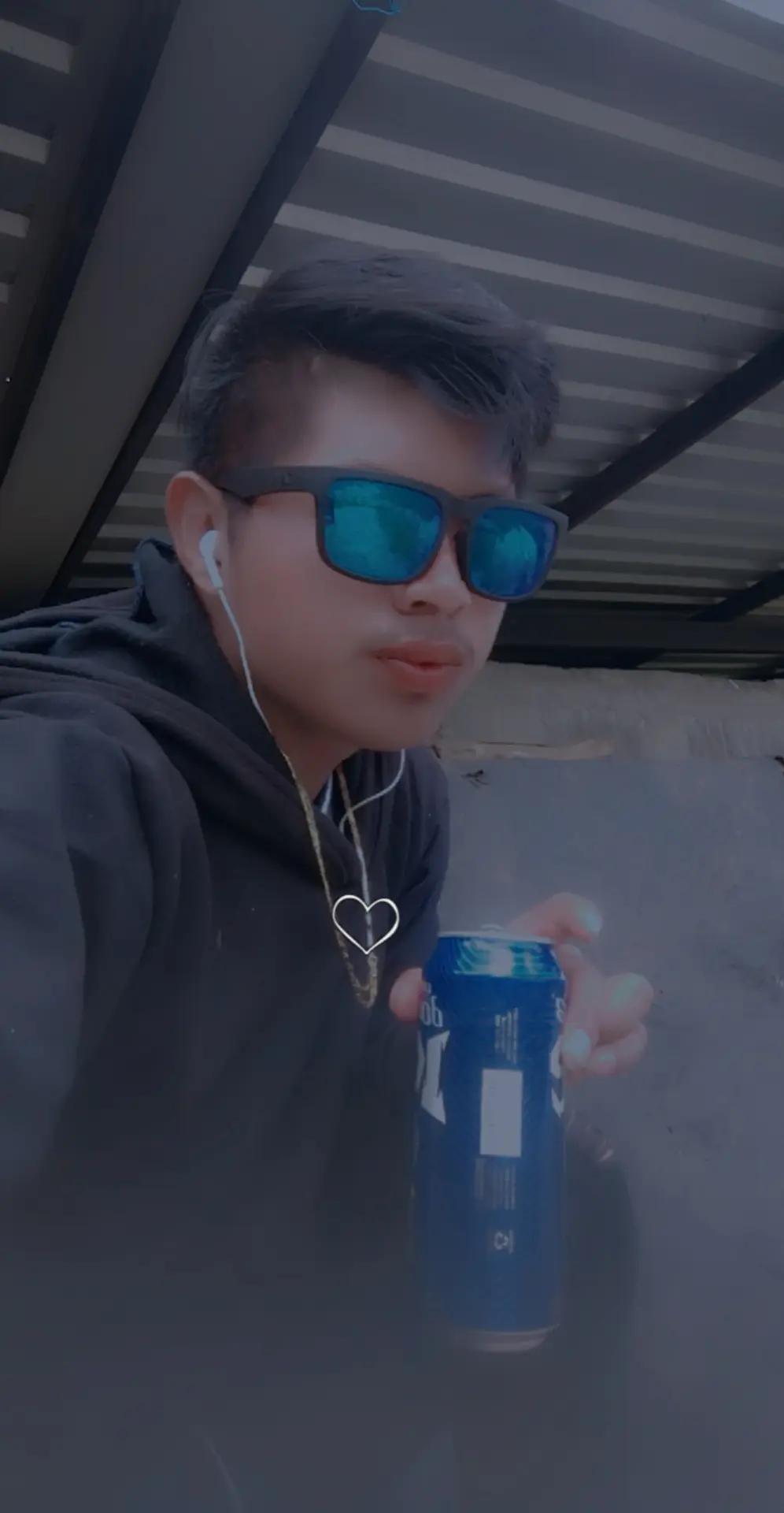 @Héctor Mora les 19