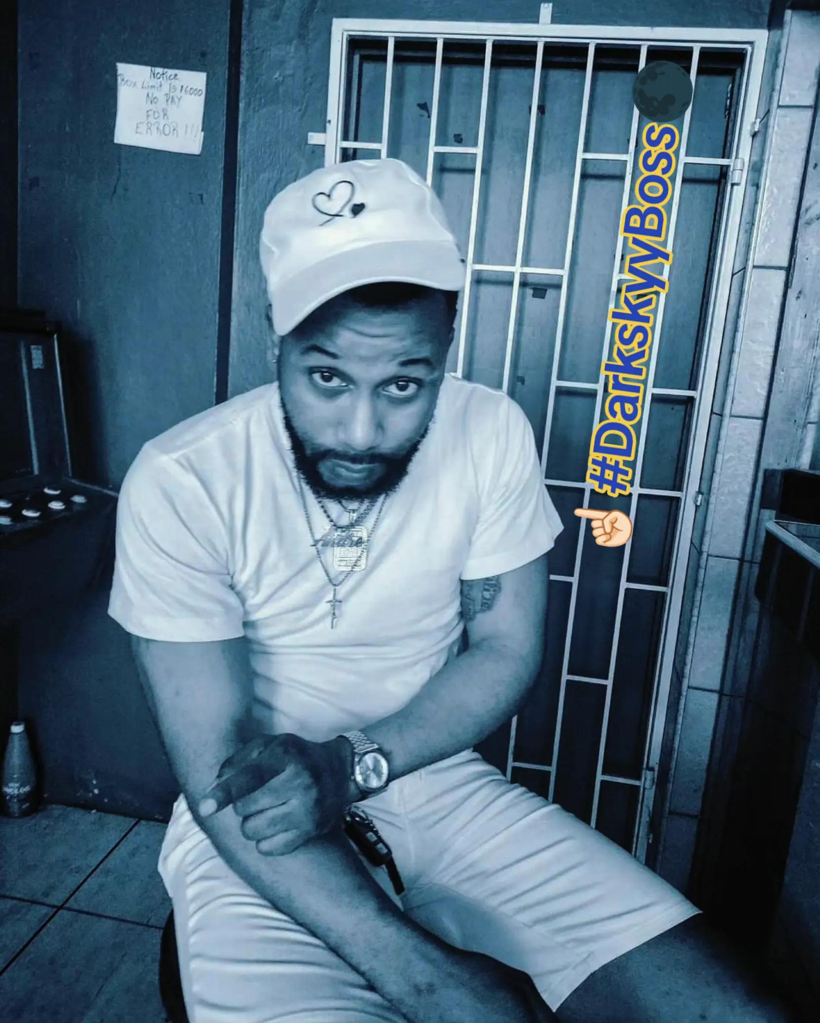 @☝️#Darkskyy_Boss🌑♒🇯🇲🇬🇧