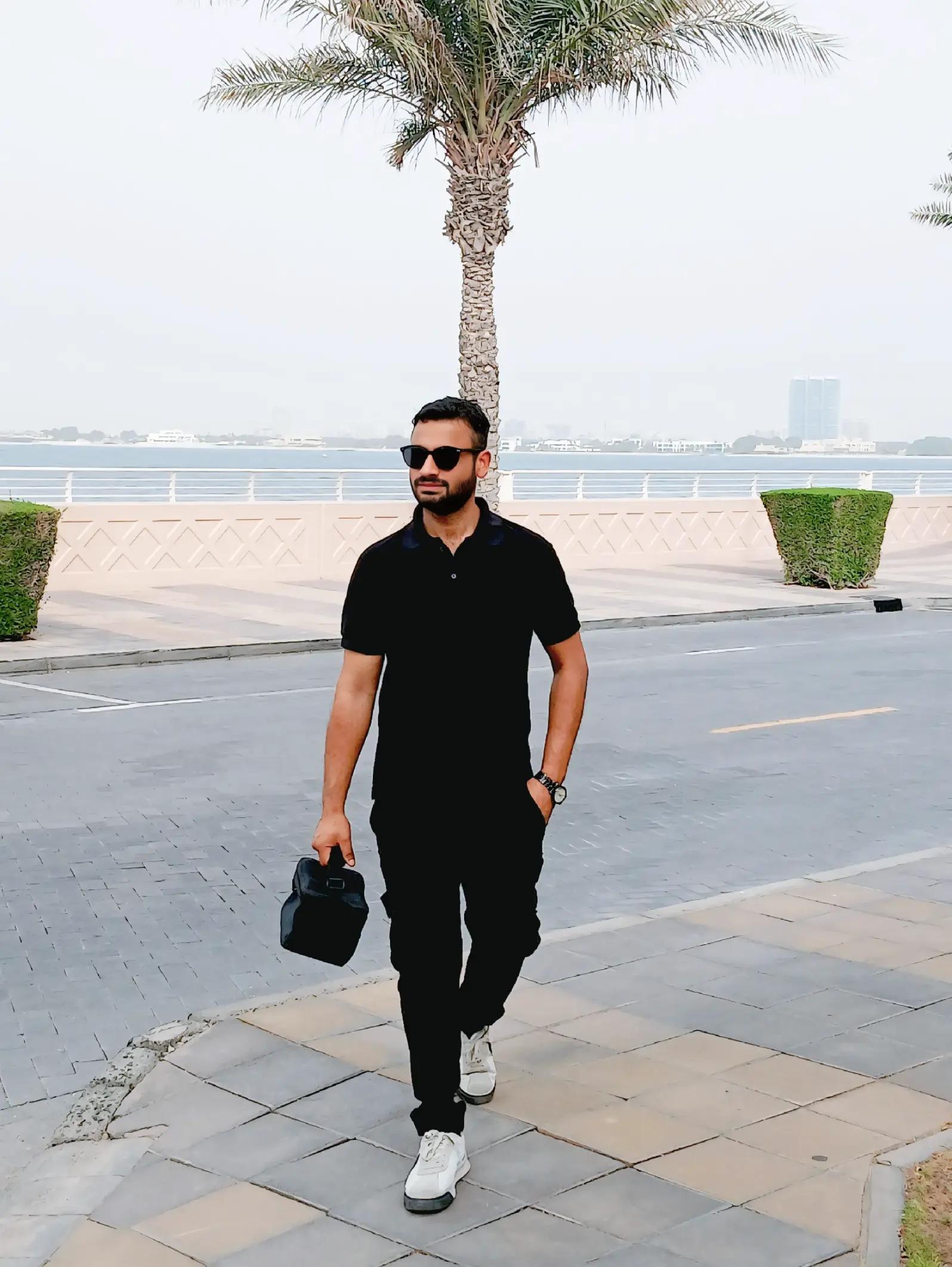 @Haseeb Gour🇮🇳🇦🇪