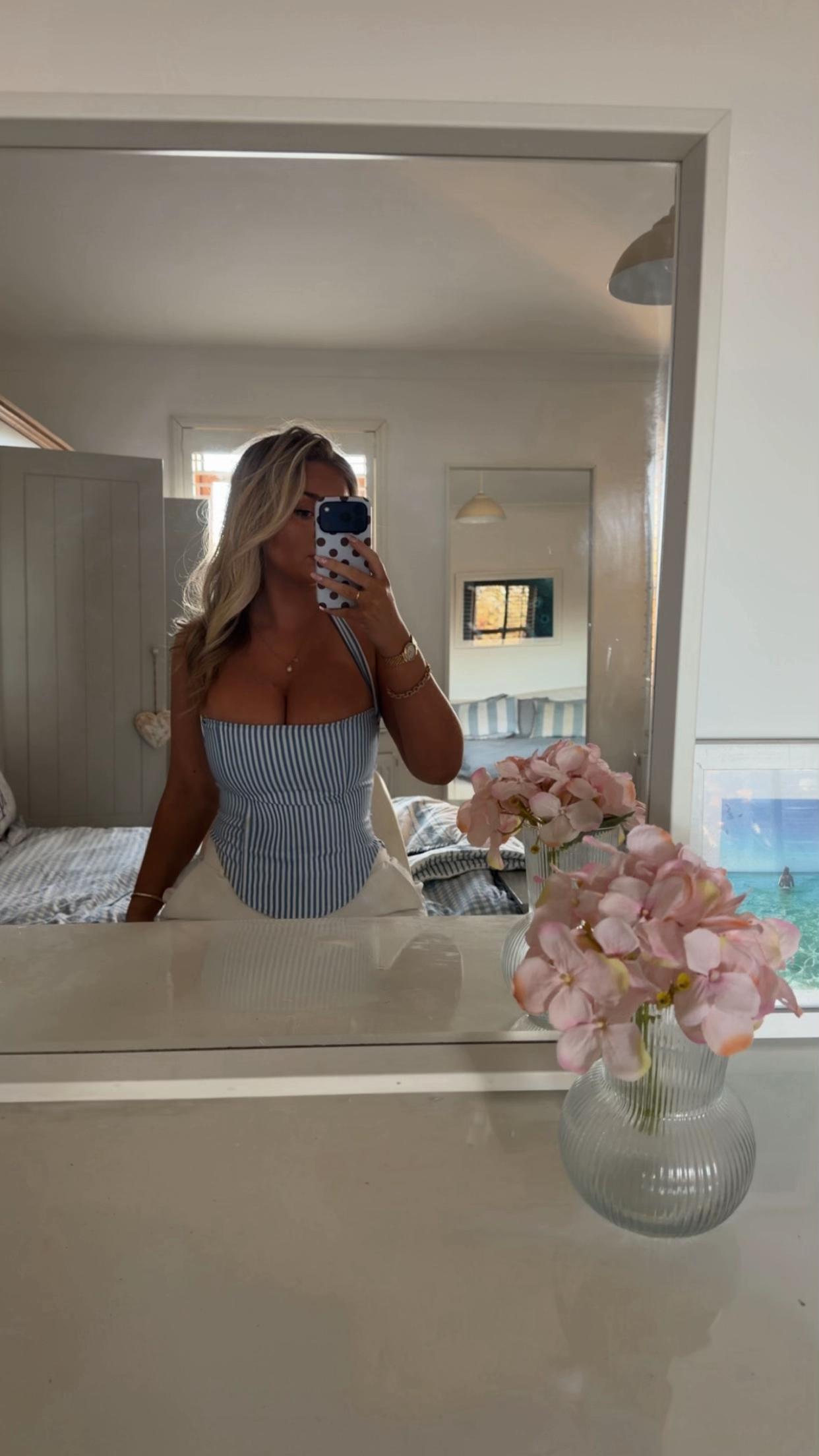 @Cara Erasmus