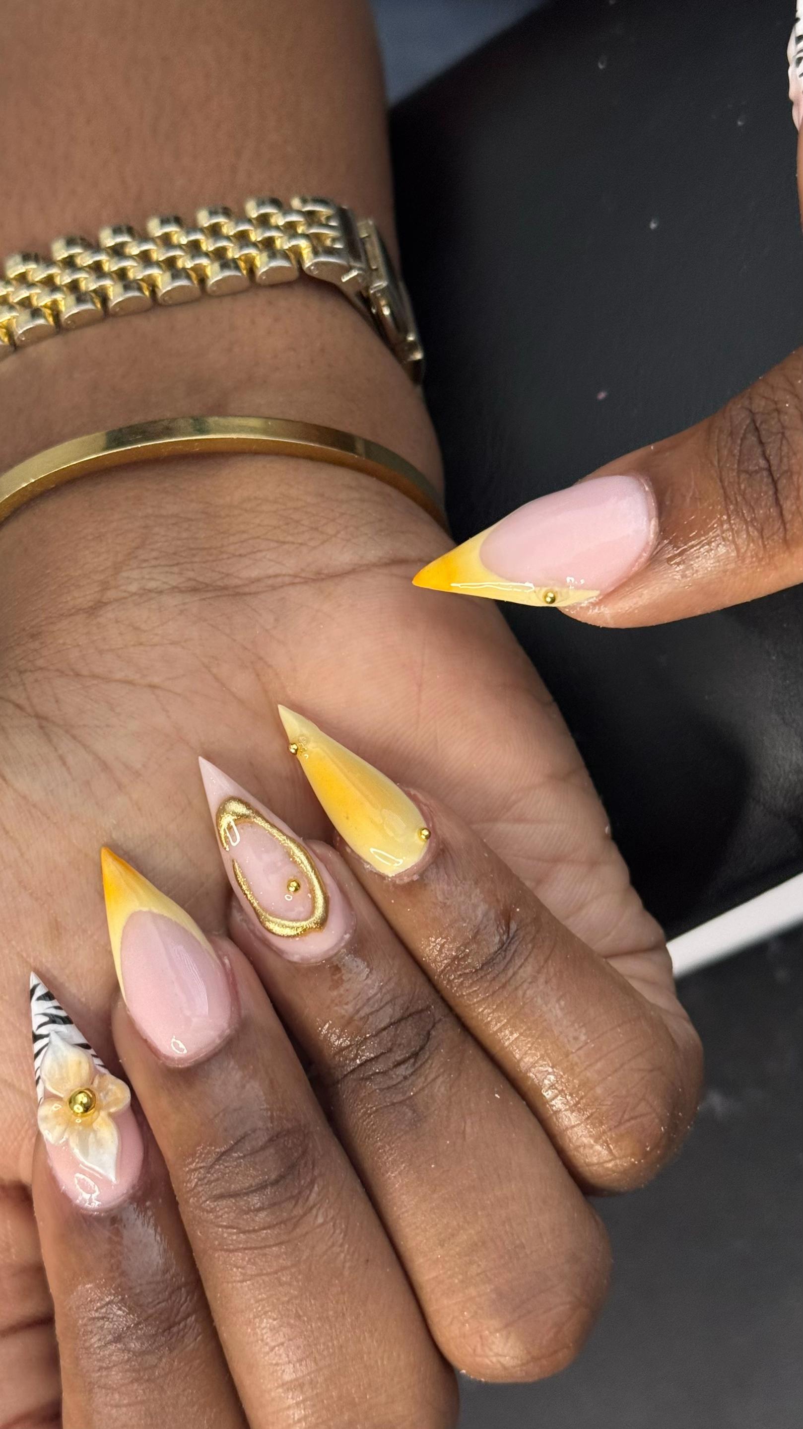 @KENT NAIL TECH