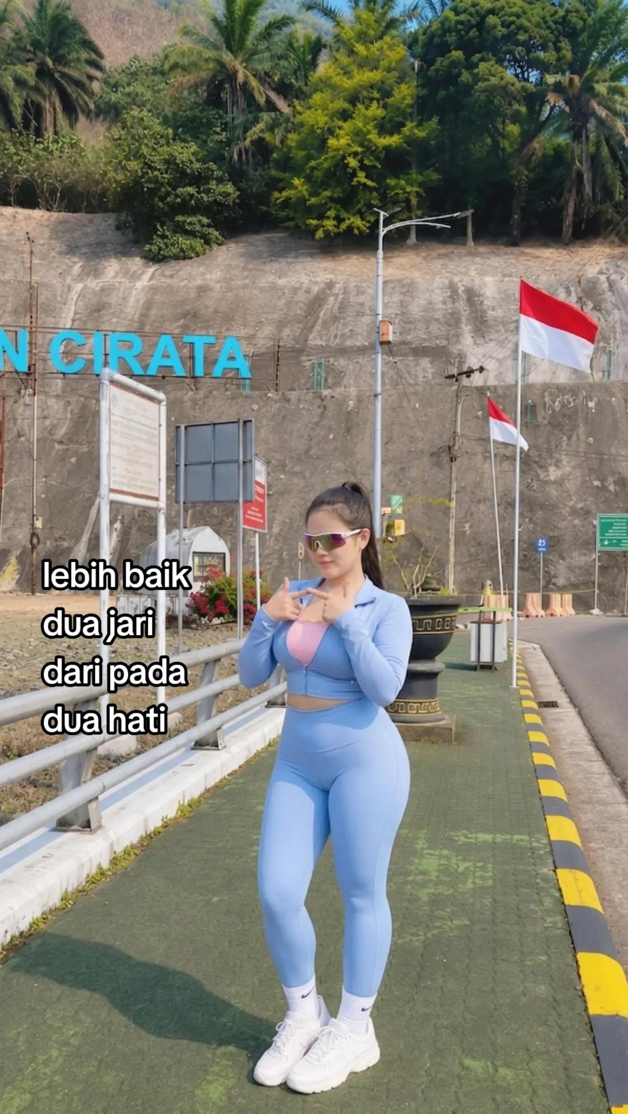 @୨ৎ𝐘𝐨𝐮𝐫 𝐇𝐨𝐧𝐞𝐲୨ৎ