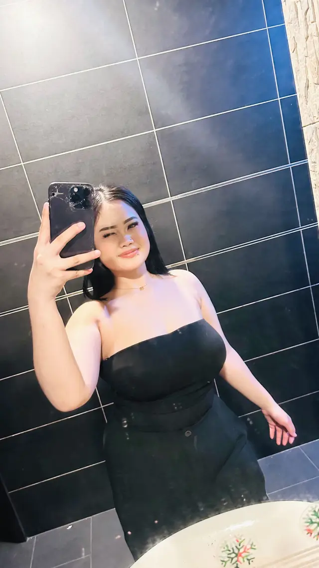 @D O R A 🧬
