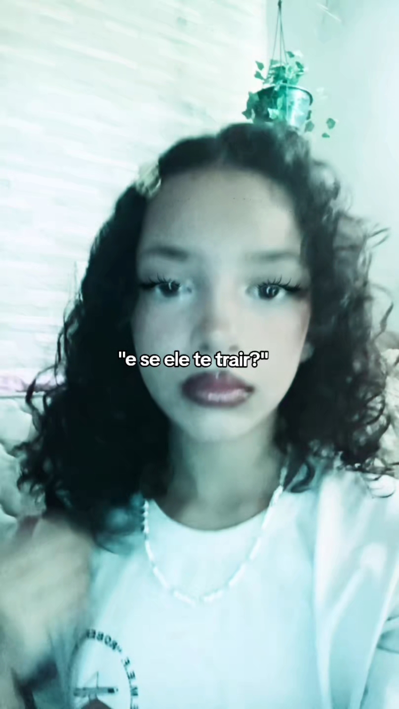 @Ellie✂️