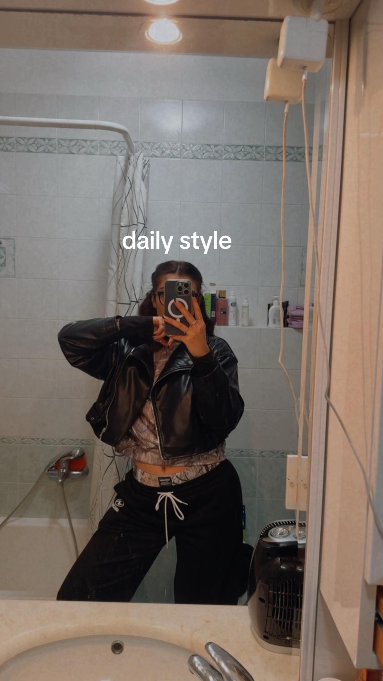 @Marika Renga