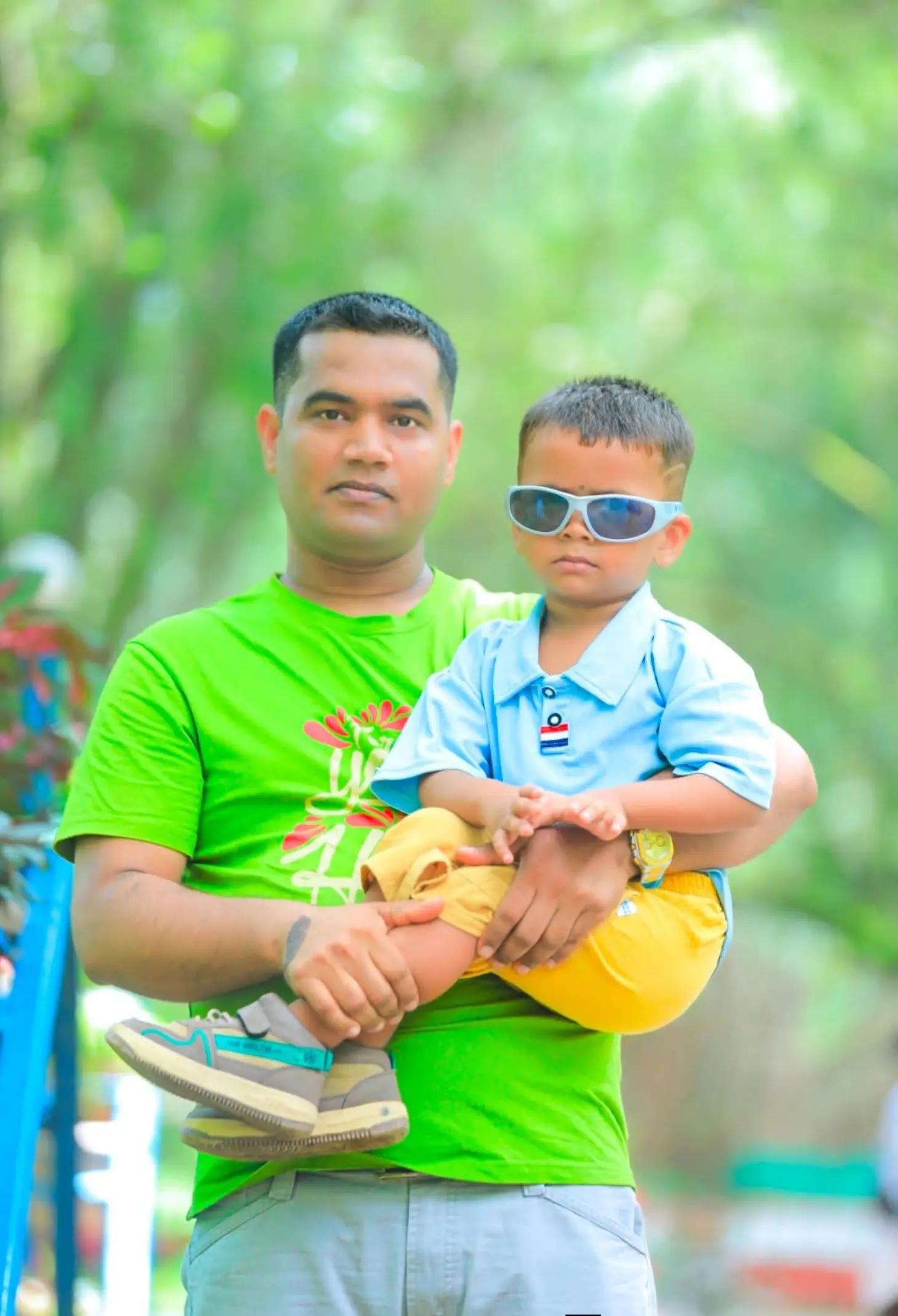 @M.R Tika Ram 🚶♂️👊✌️