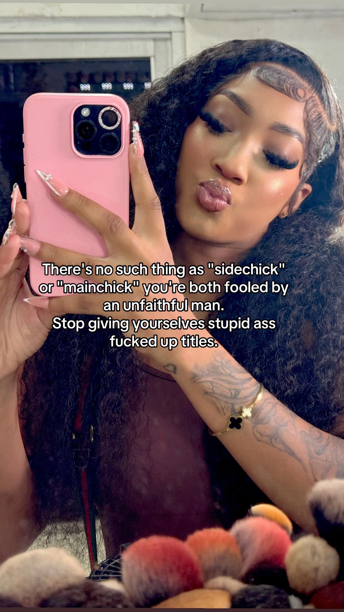 @khaloni11