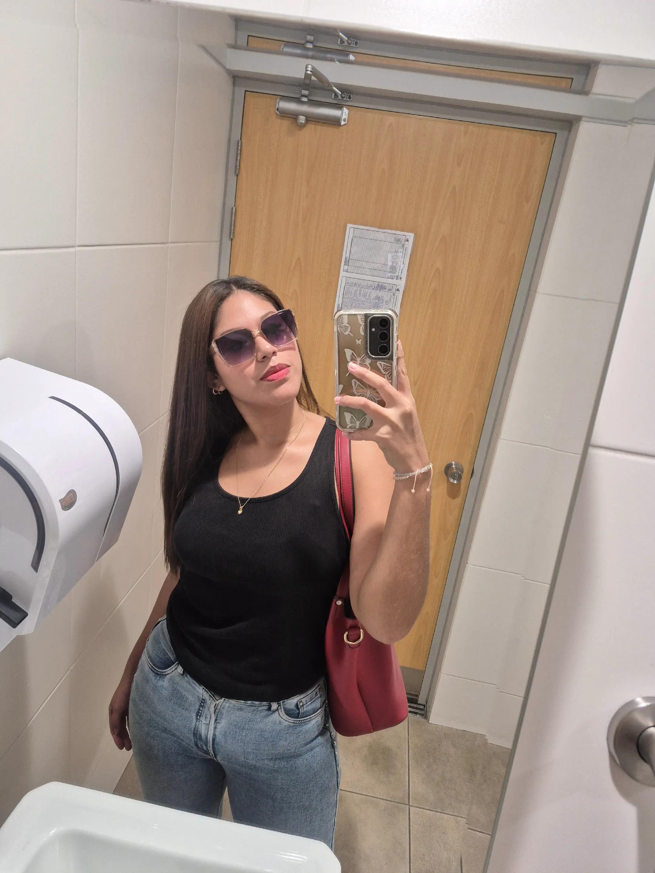 @ElenaHe