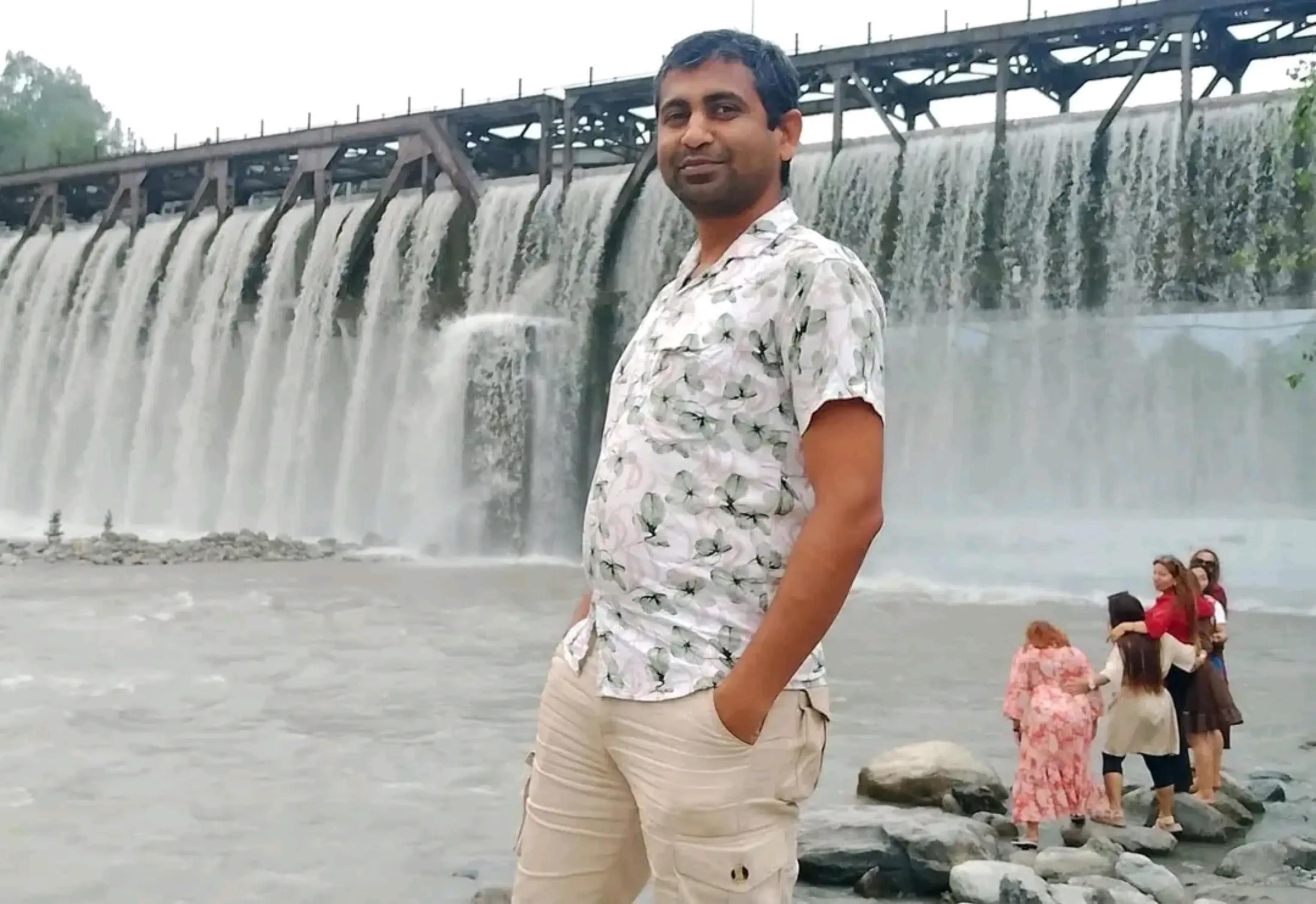 @Rabindra_SaH