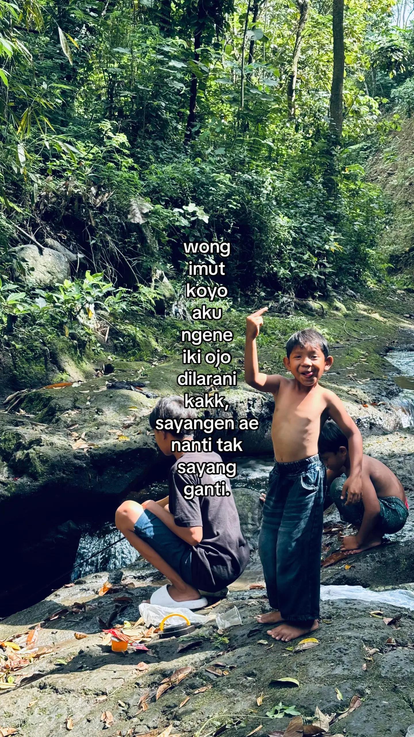 @Feriaja