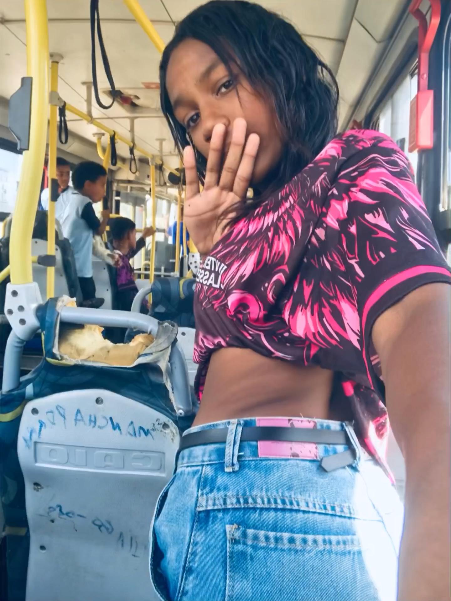 @👻