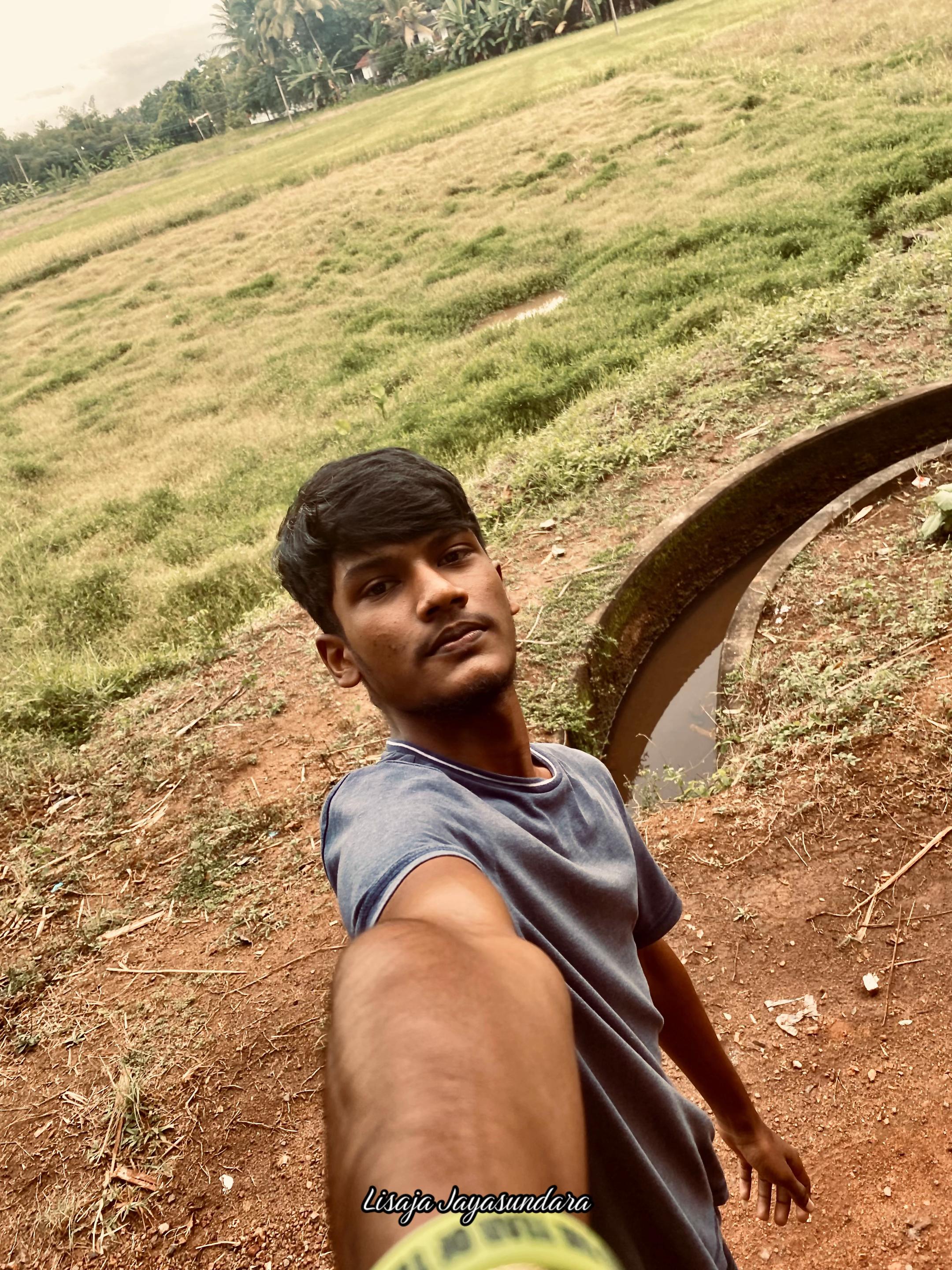 @Lisa | ලිසා👁️🦑🪐