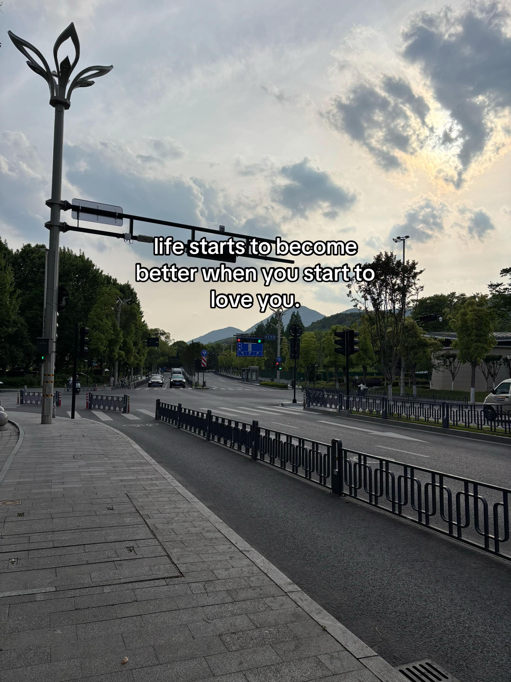 @Erth🕸️