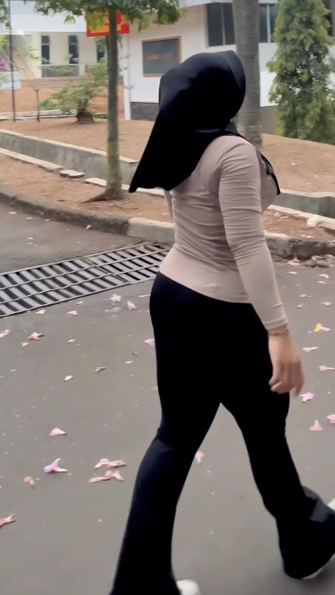 @Çūť_Váŋīśąŋĵāŋą