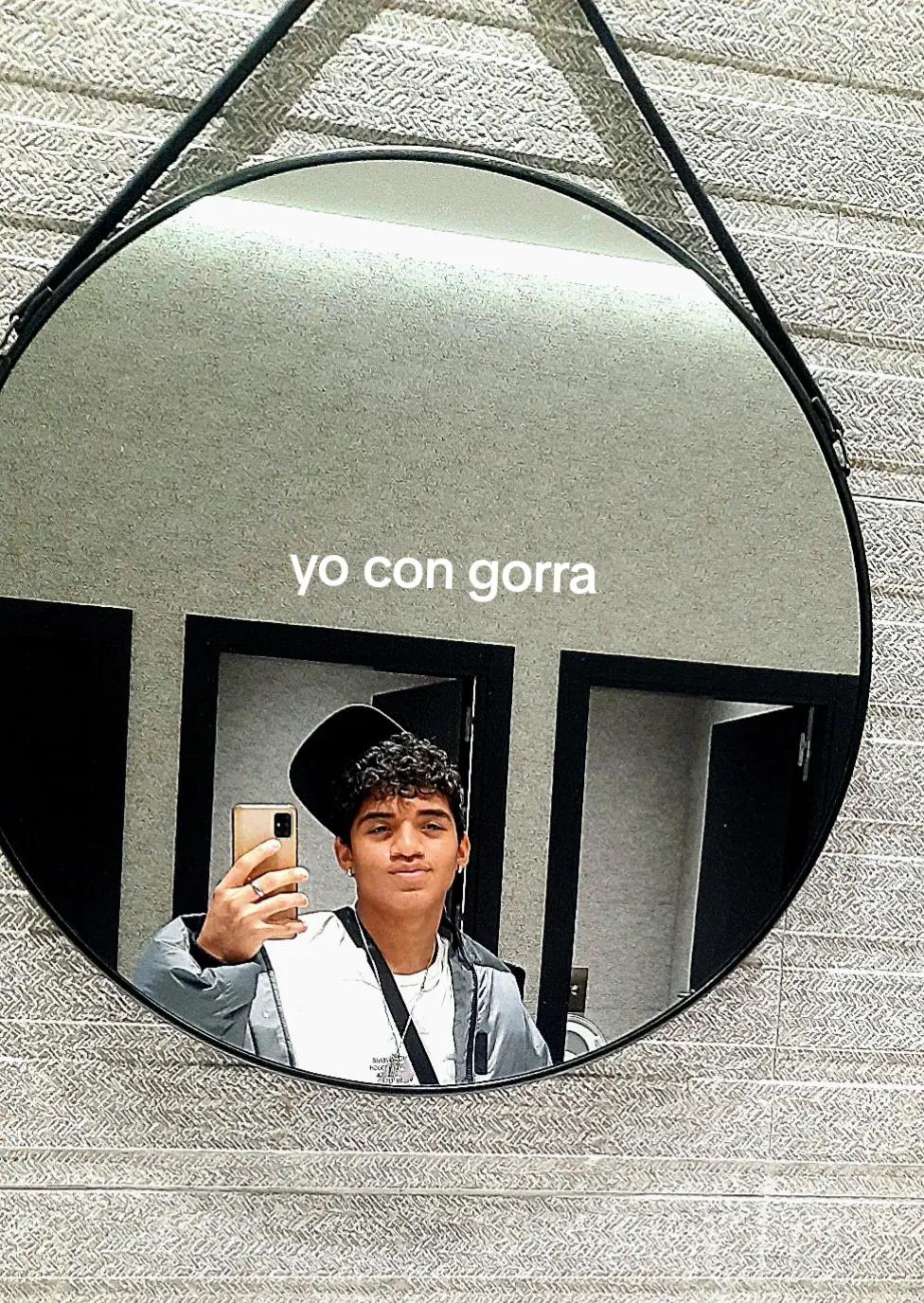 @𝑳𝑴𝑯 𝑺𝑻𝑨𝑵𝑳𝒀 🐺