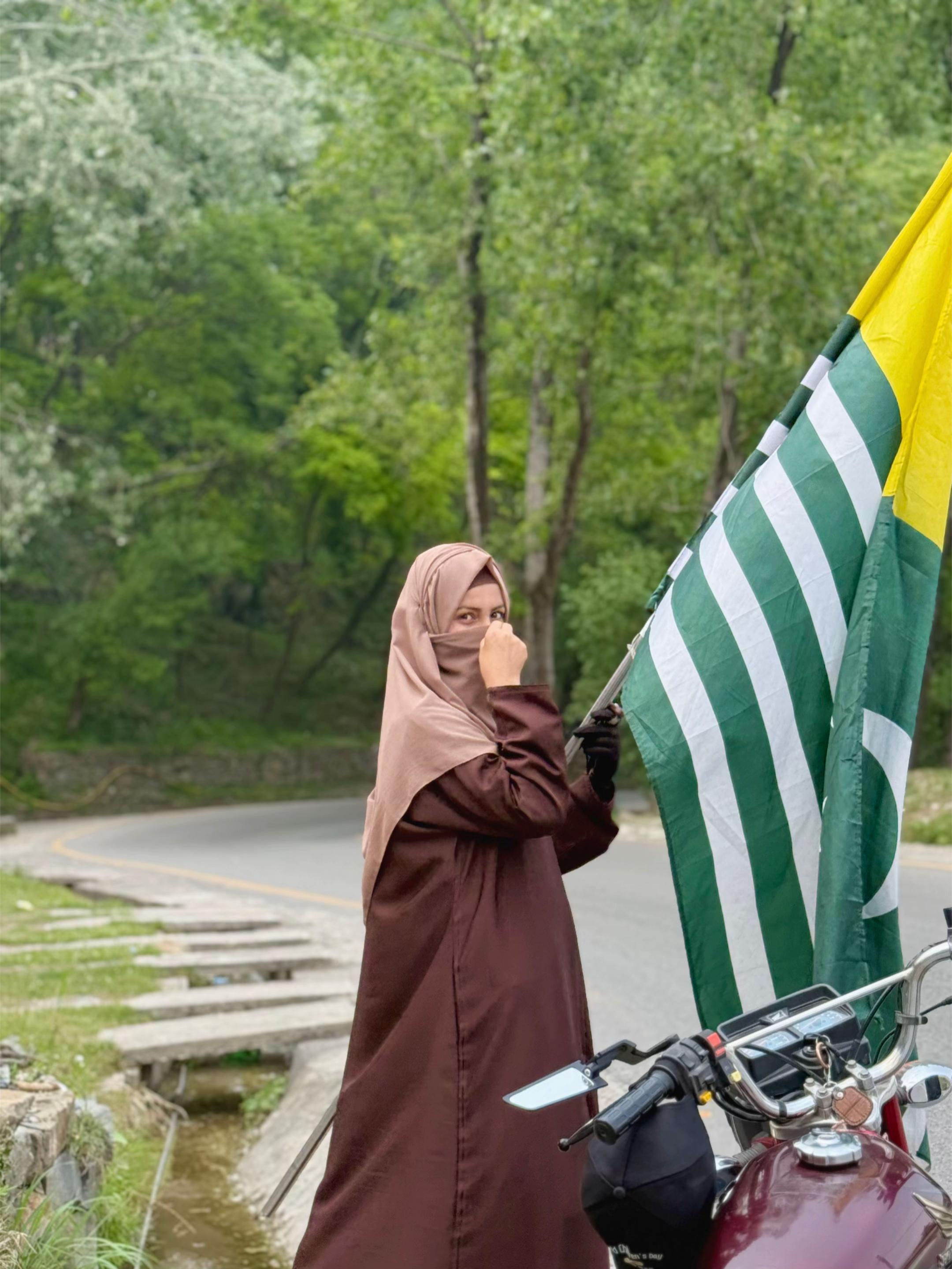 @Iqraqayyumjanjua