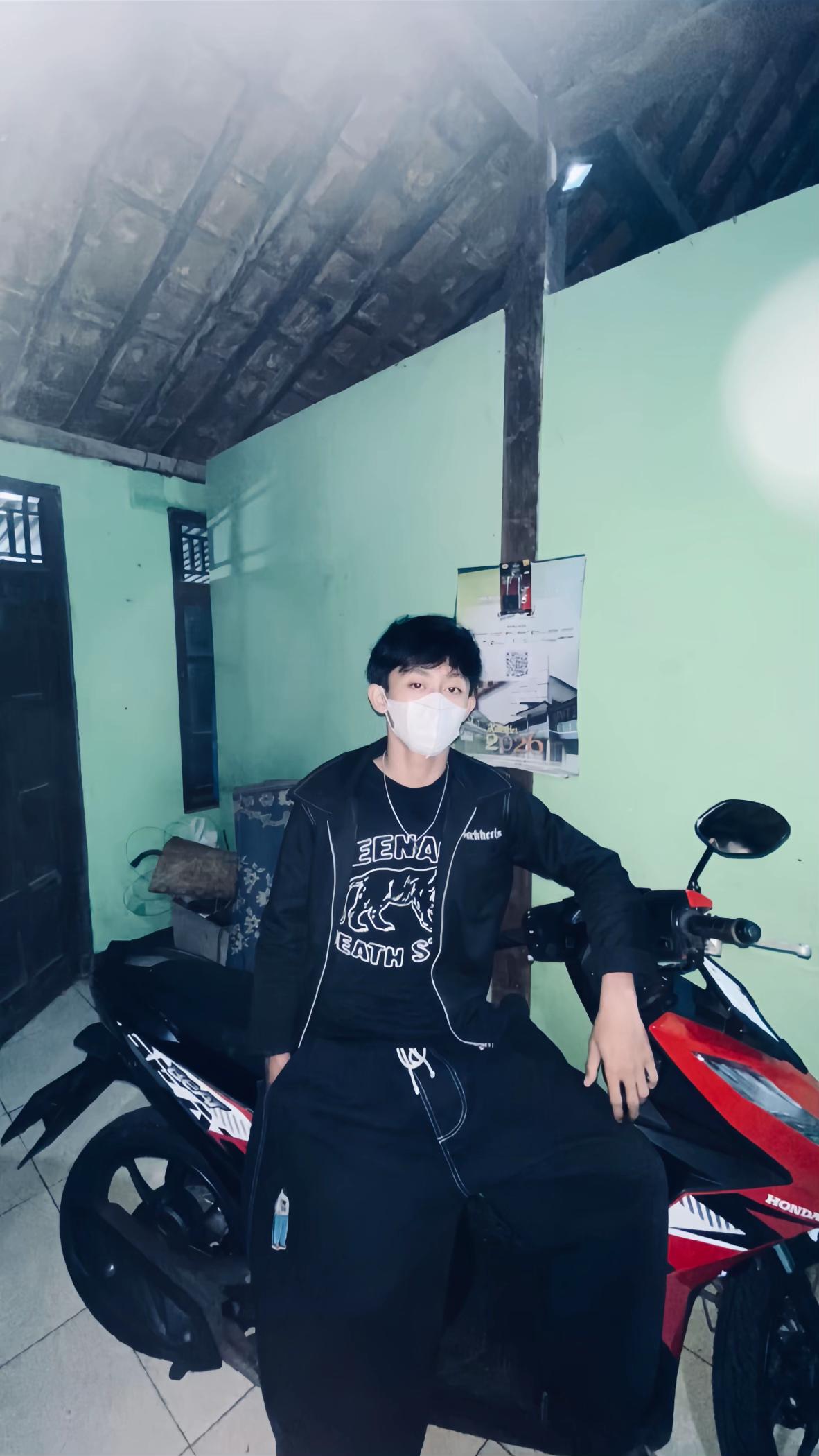 @๐๐ฅ๐ฅ ๐ฌ๐ฅ๐จ๐ฐ๐ฐ๐ฐ_