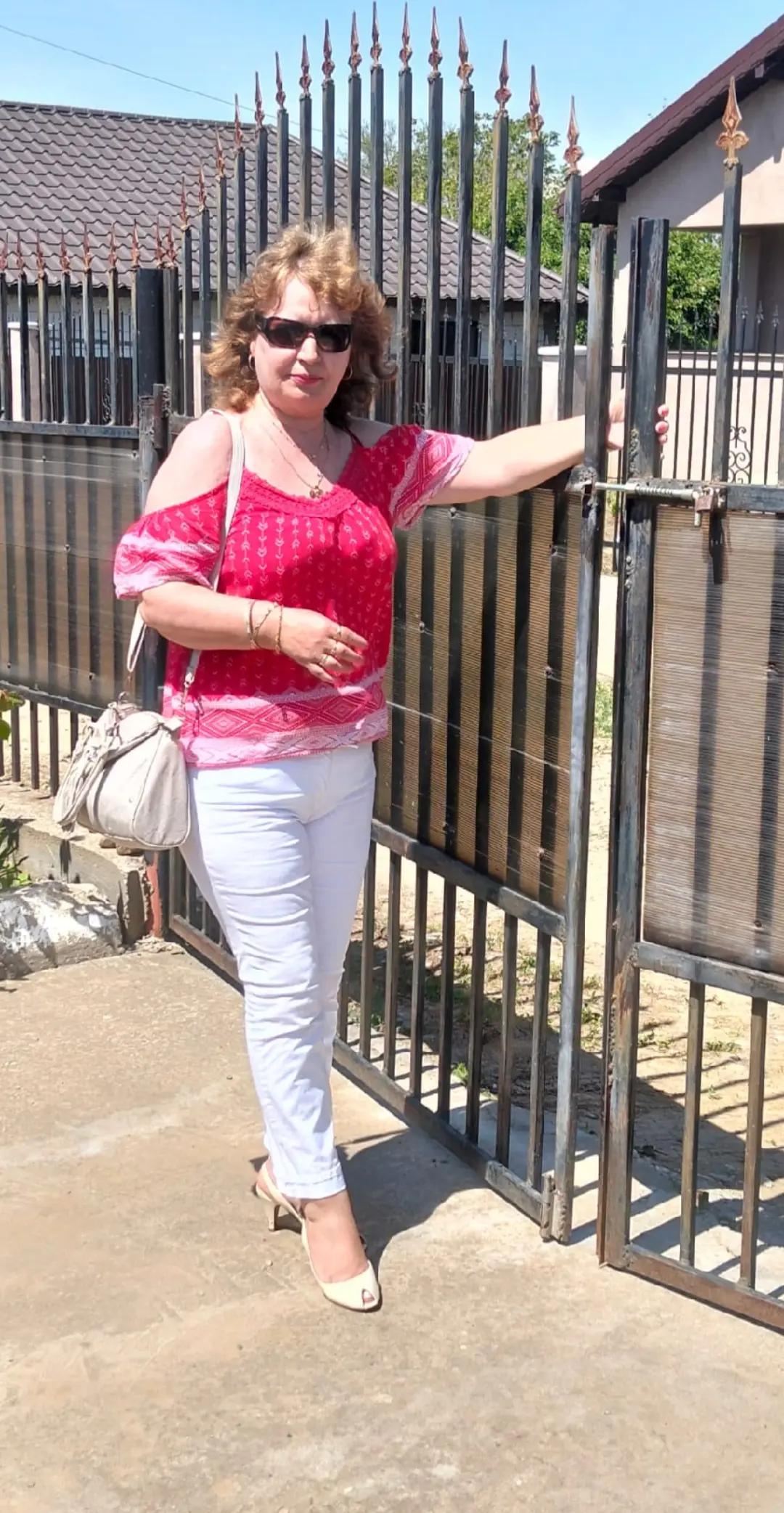 @Miuța Velcu