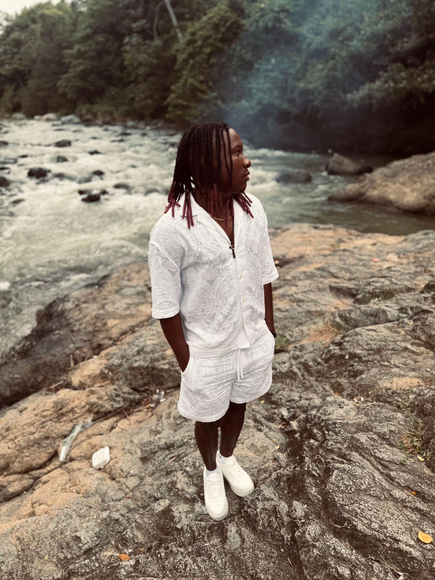 @Mr.passs_official