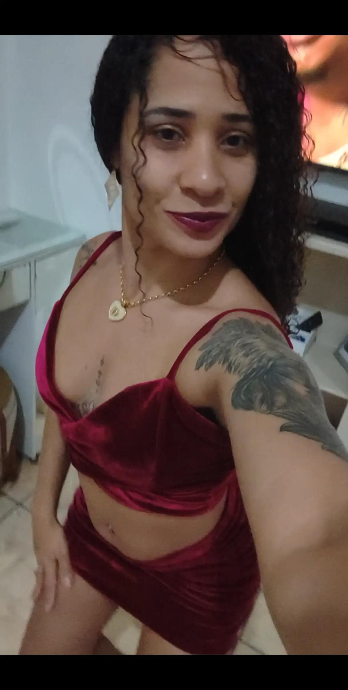 @deboramonique_