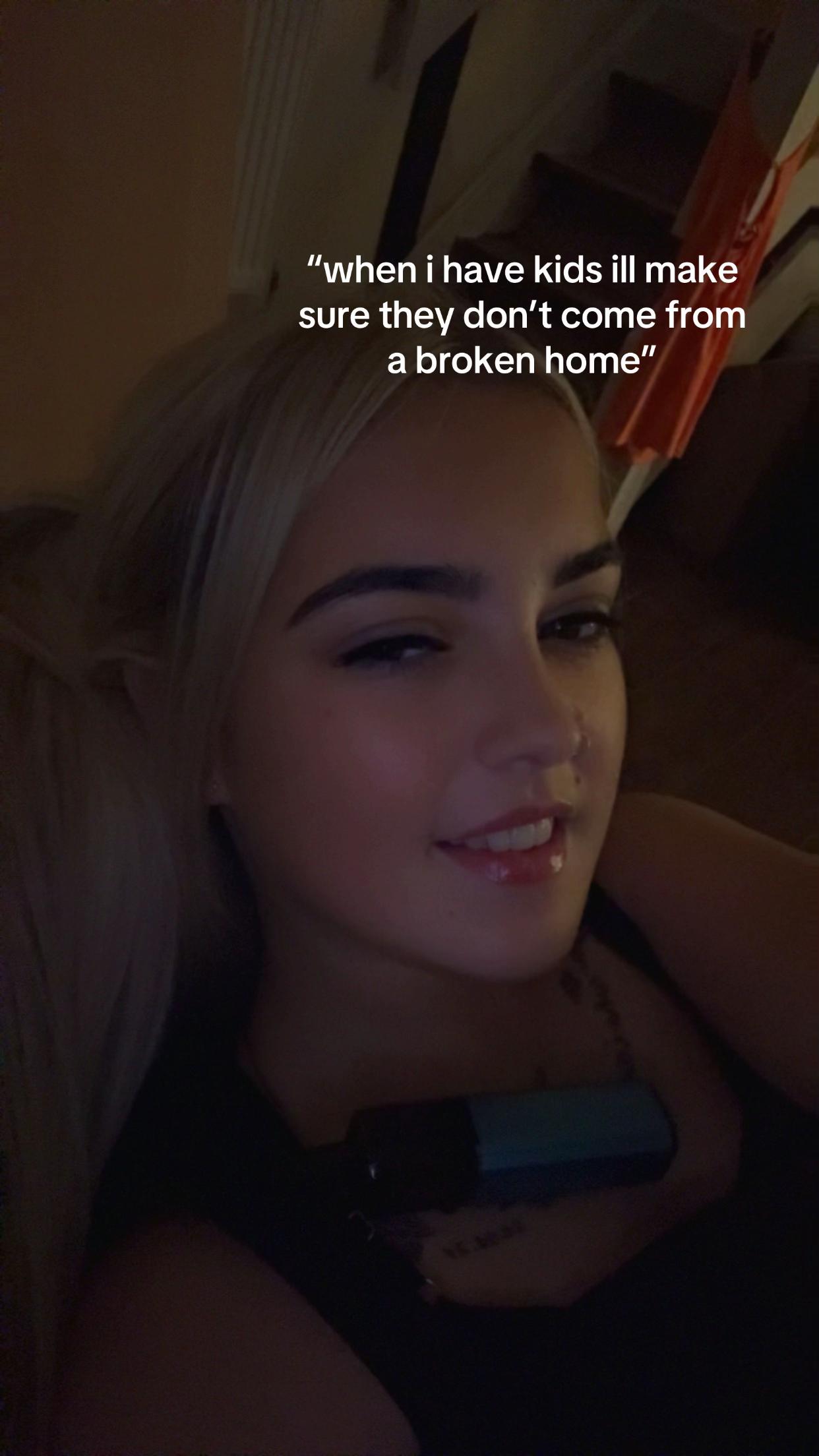 @demi 👀