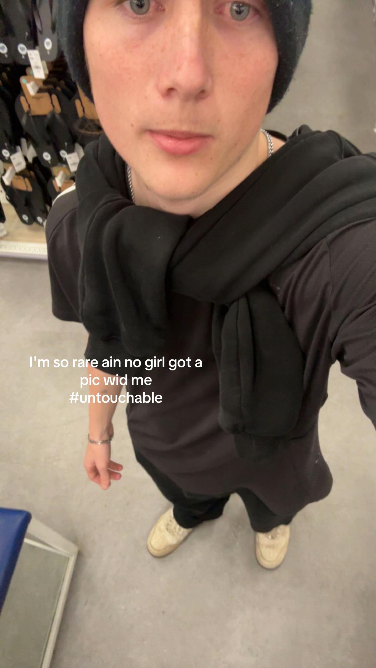 @️