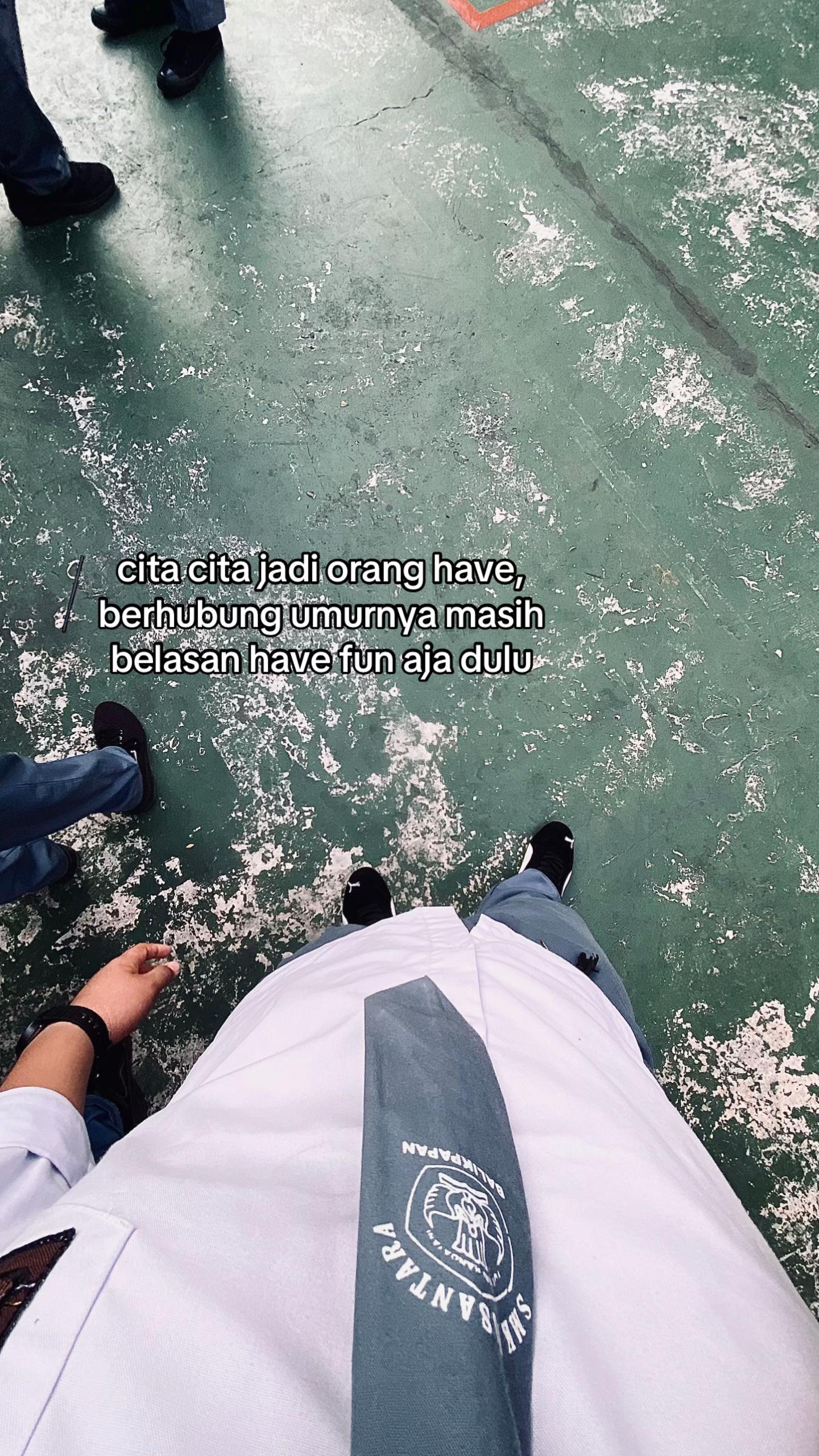 @T 4 M M