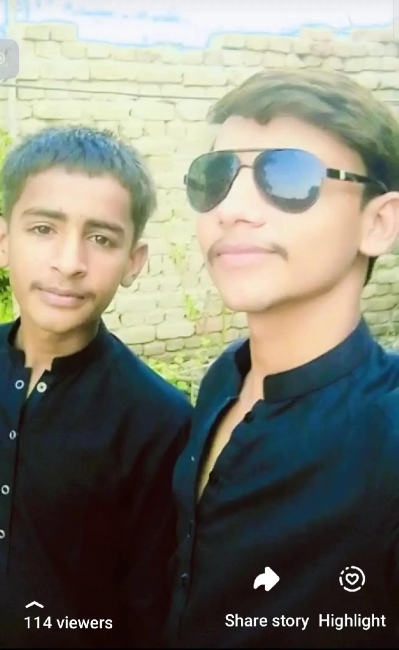 @Aziz ALiii jamro