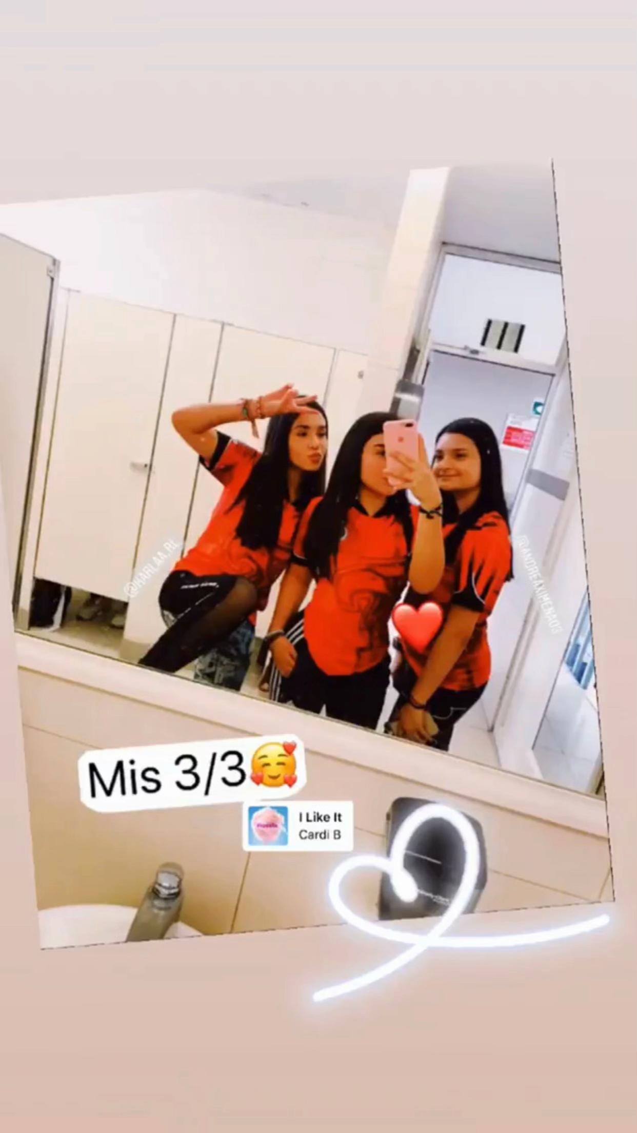 @Andrea Ximena