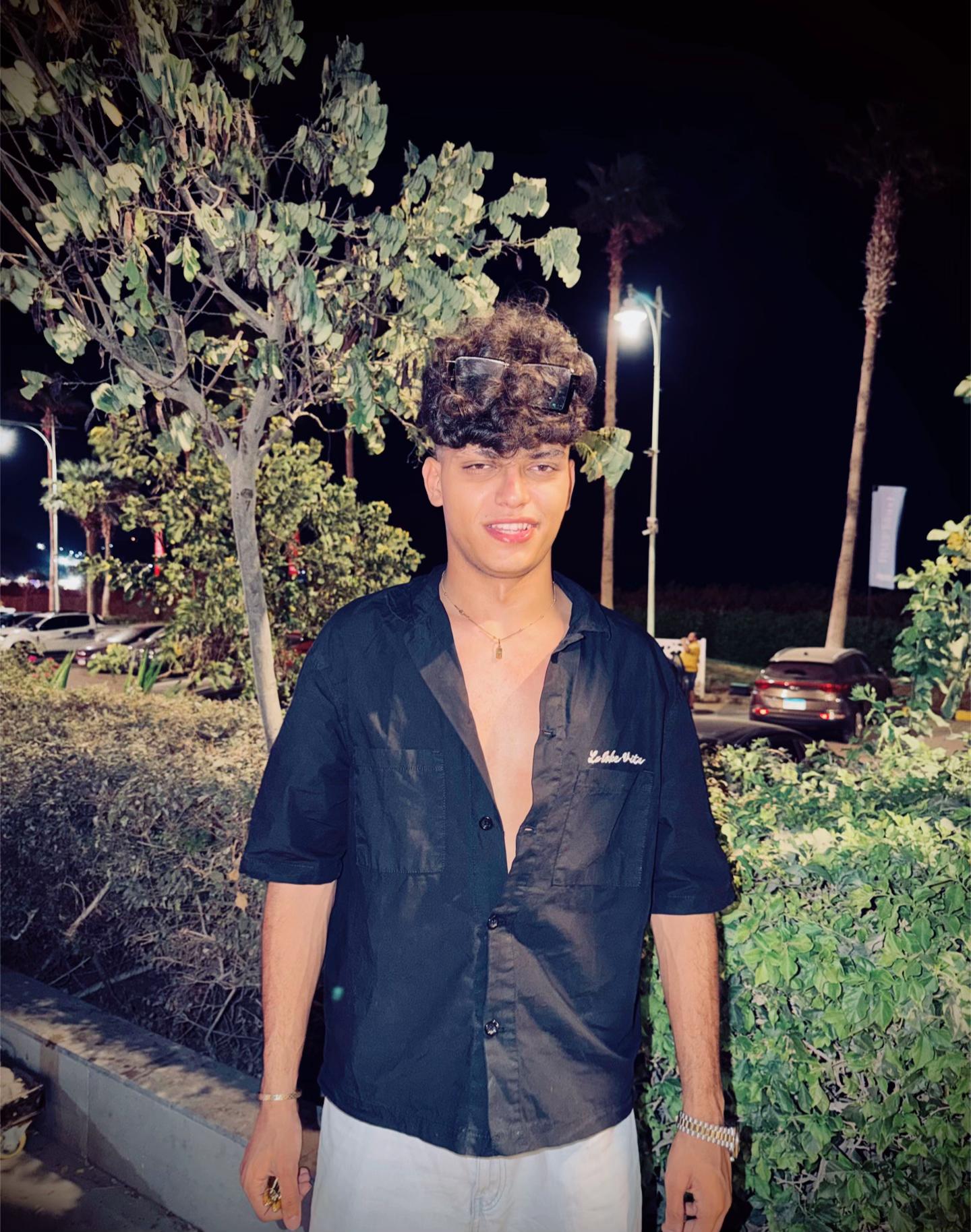 @عــمـــور🪽🤴🏻