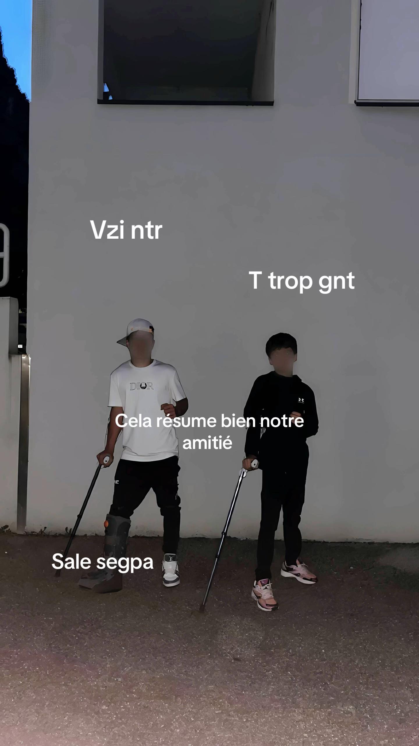 @😎