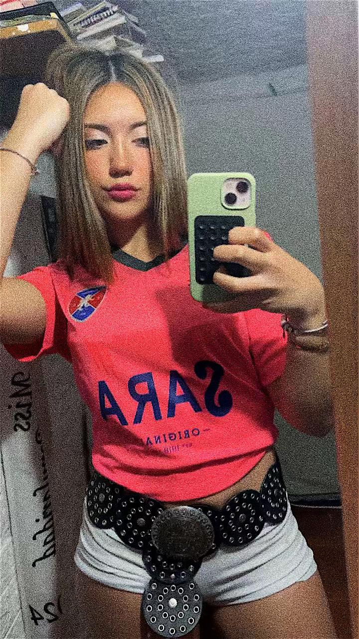 @𝓯𝓵𝓸𝓻 ⭐️