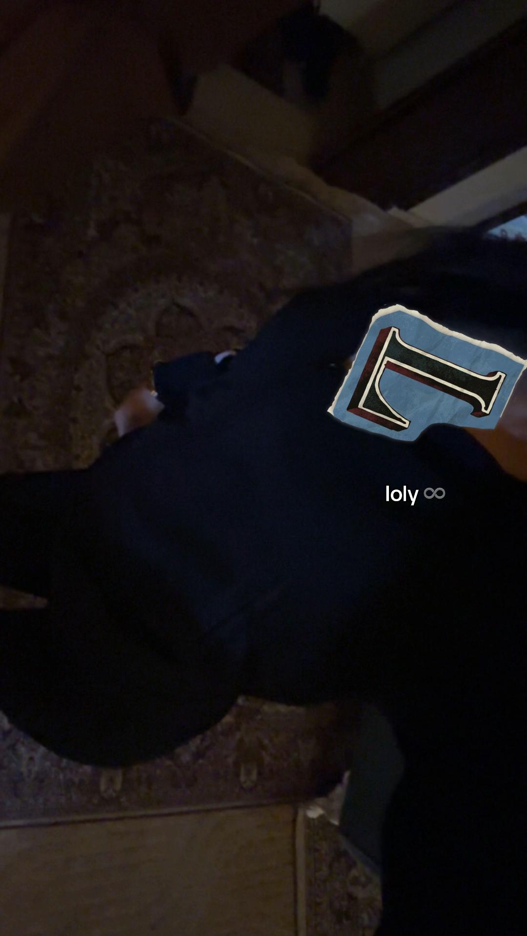 @𝐋𝐨𝐥𝐲 ♾️