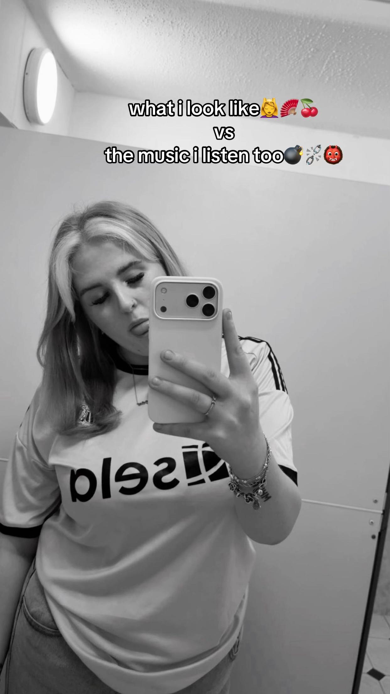 @meg⛓️🖤